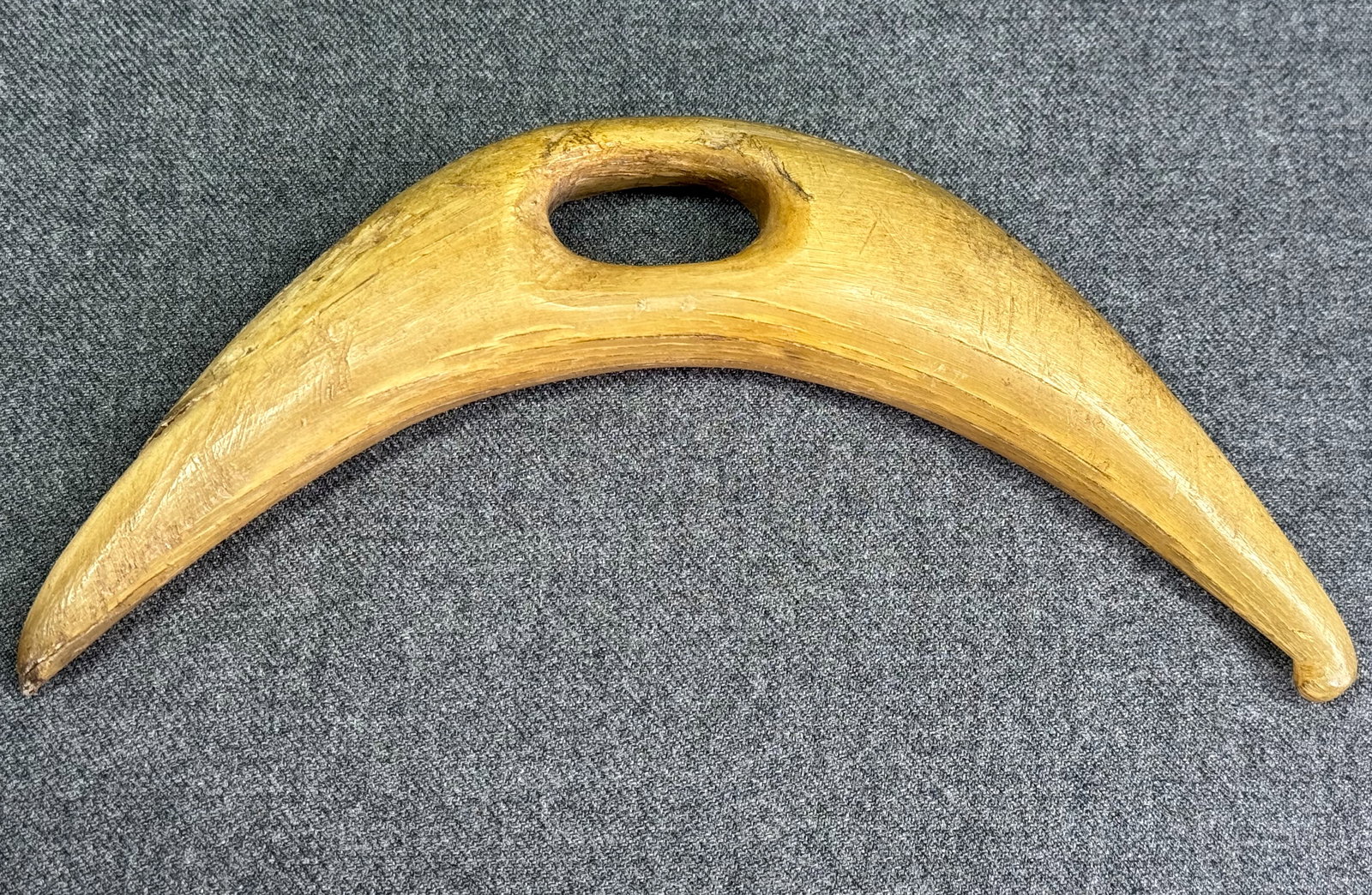Native American Sewing Kit Toggle. Horn. (1 of 7)