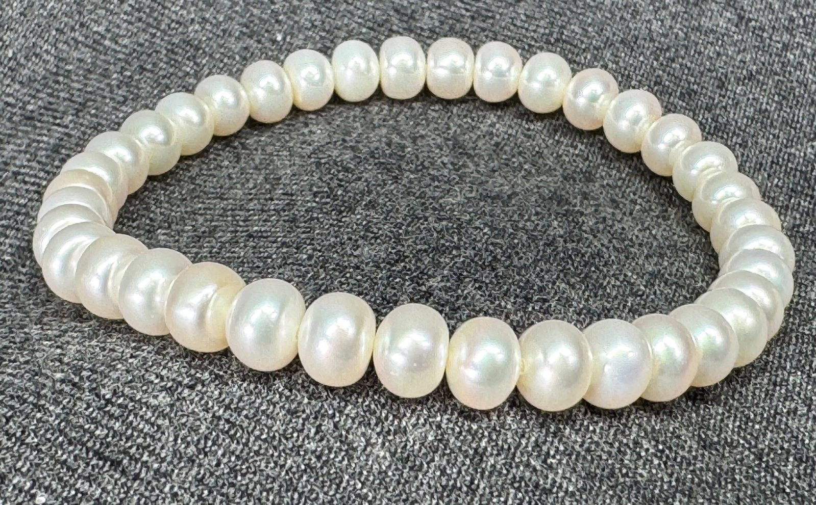 Honora pearl stretch braclet. a - 2