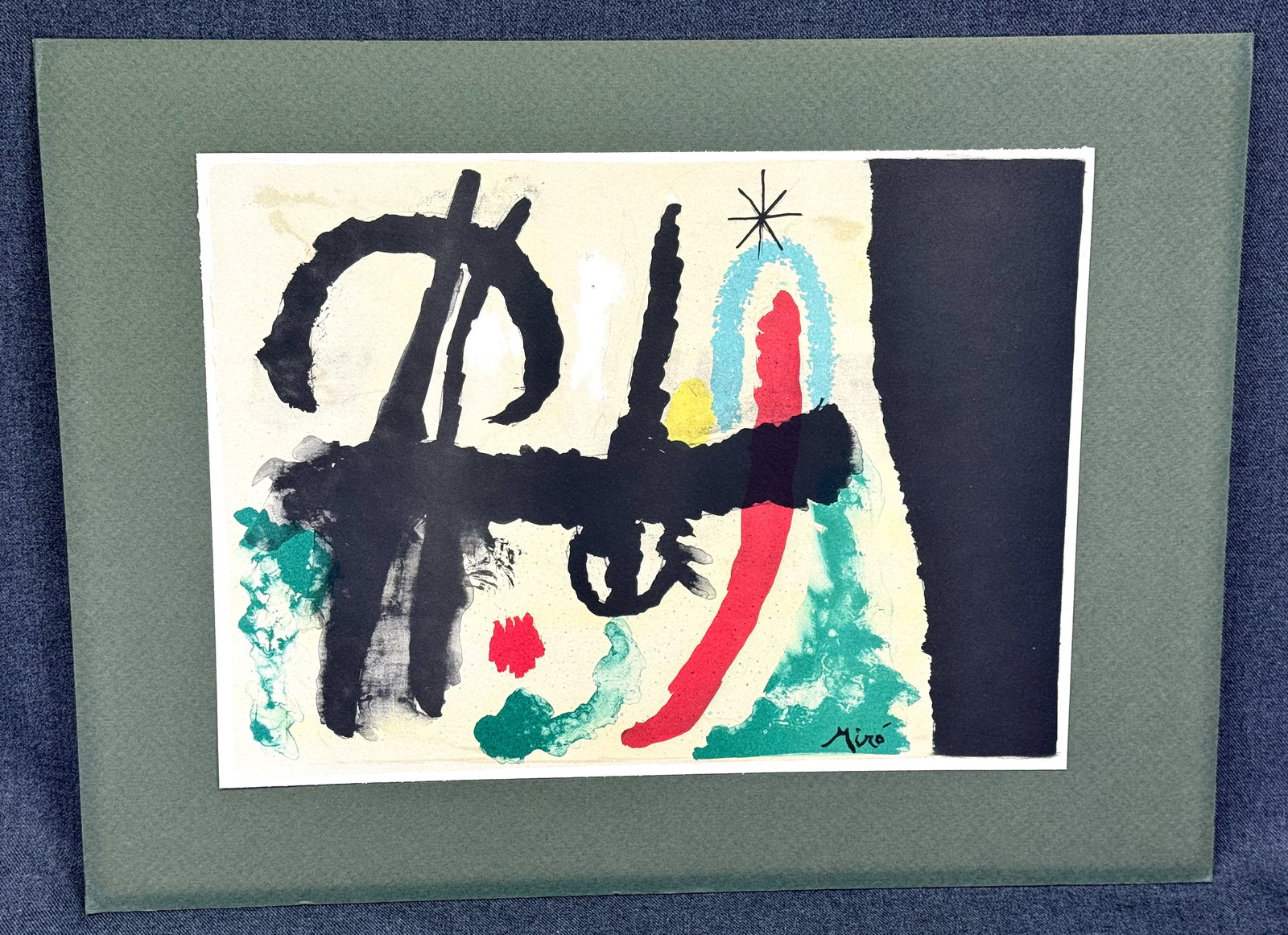 Vintage Joan Miro Lithograph: Vintage Joan Miro Lithograph. Signed on the plate. Green passe-partout. For measures please refer to the pictures taken with a measuring tape. IN HOUSE FLAT SHIPPING & HANDLING COST WITHIN ALL THE U.S