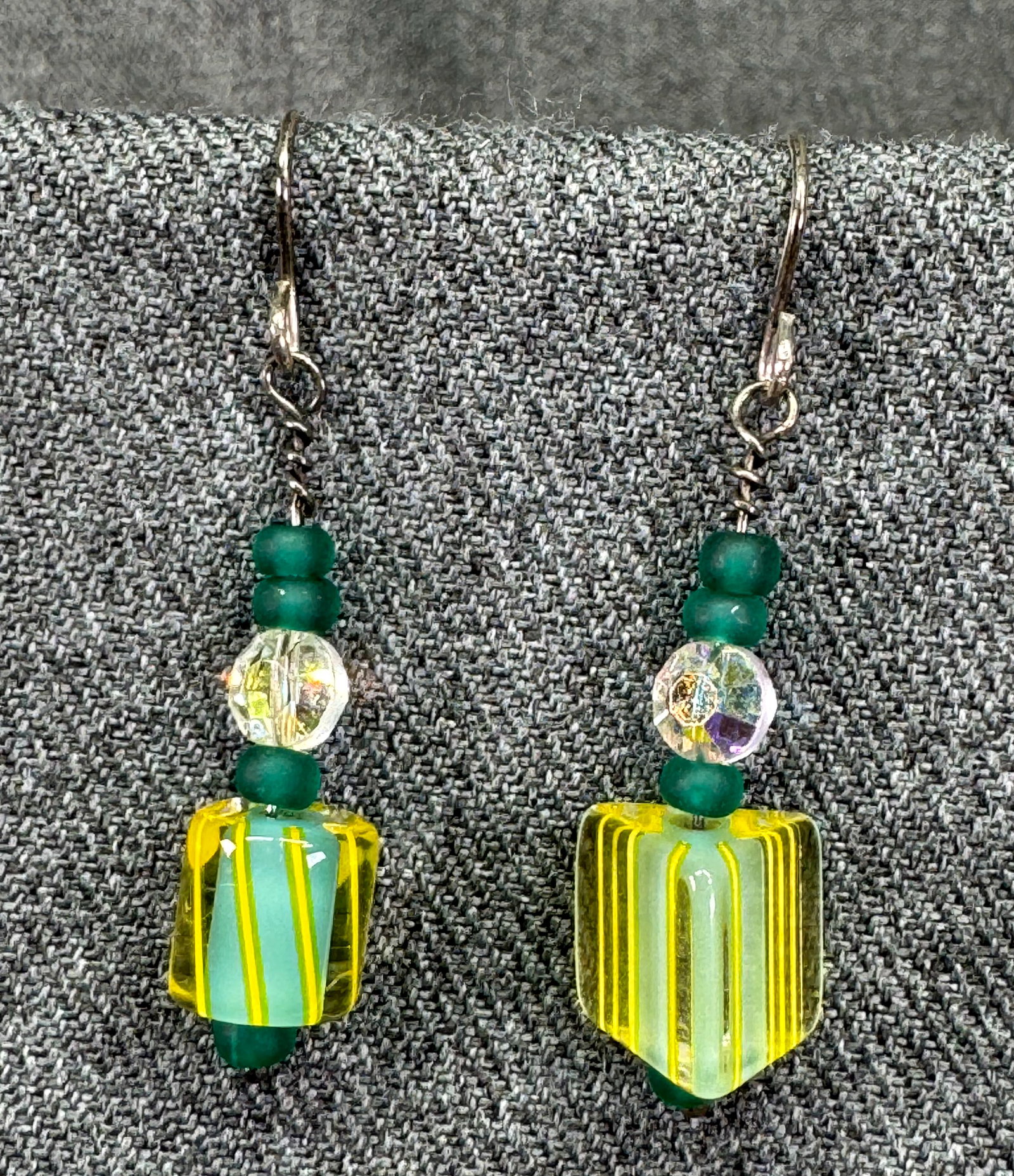 Vintage cane glass & crystals silvertoned hook earrings #a (1 of 4)