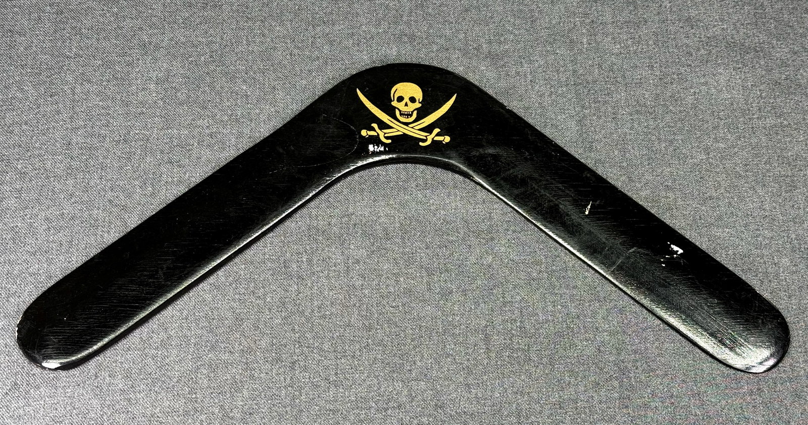 Australian Boomerang Carved and painted wood. *c: Australian Boomerang Carved and painted wood. For measures please refer to the pictures taken with a measuring tape. IN HOUSE FLAT SHIPPING & HANDLING COST WITHIN ALL THE U.S. : $12 To bypass LiveShip