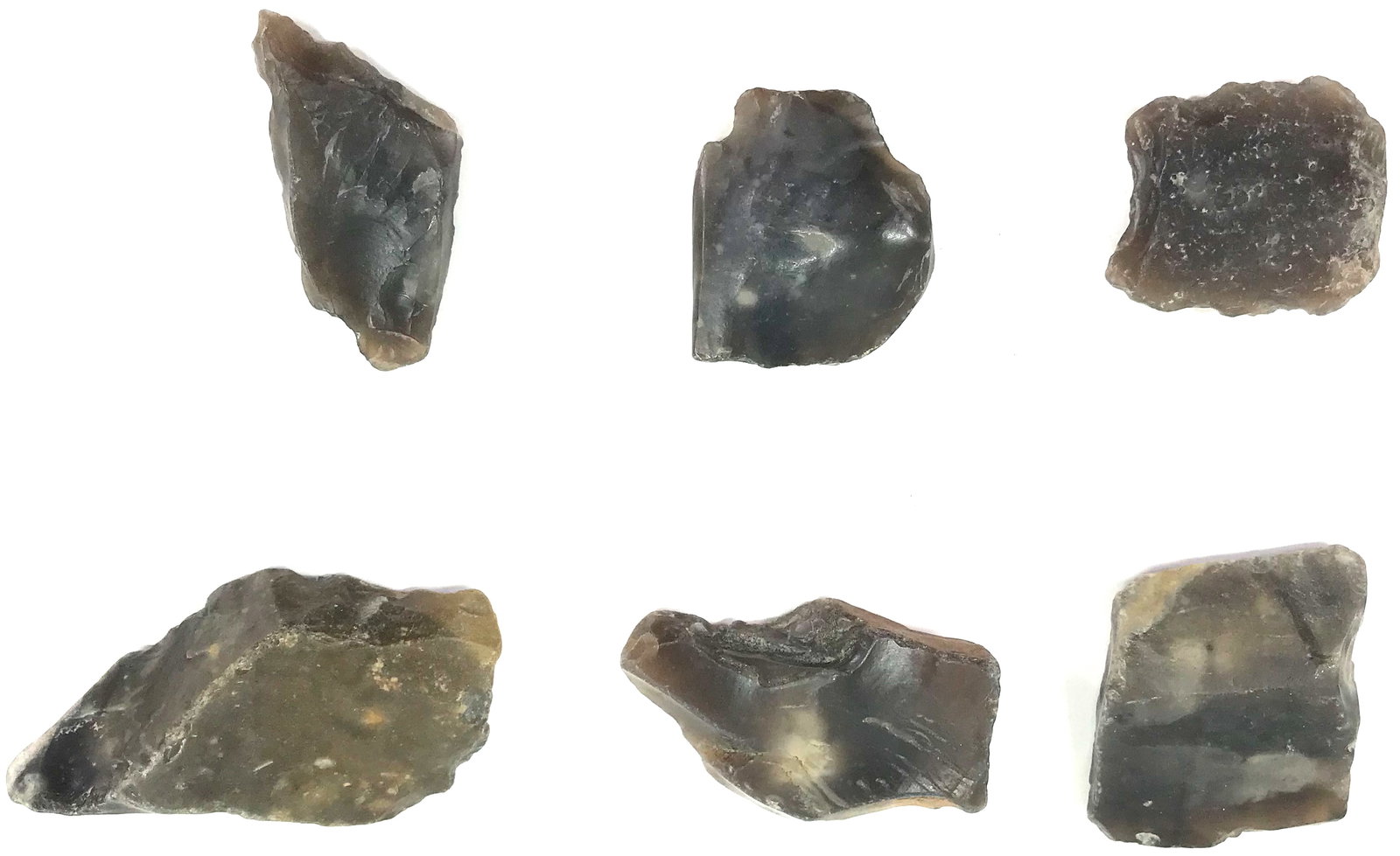 6 Patagonian Neolithic Small Flake Tools: IN HOUSE FLAT SHIPPING & HANDLING COST WITHIN ALL THE U.S. : $7 To bypass LiveShipping, and use our In-House shipping service for $7 or shipping combined for multiple lots, please select “Arrange Yo