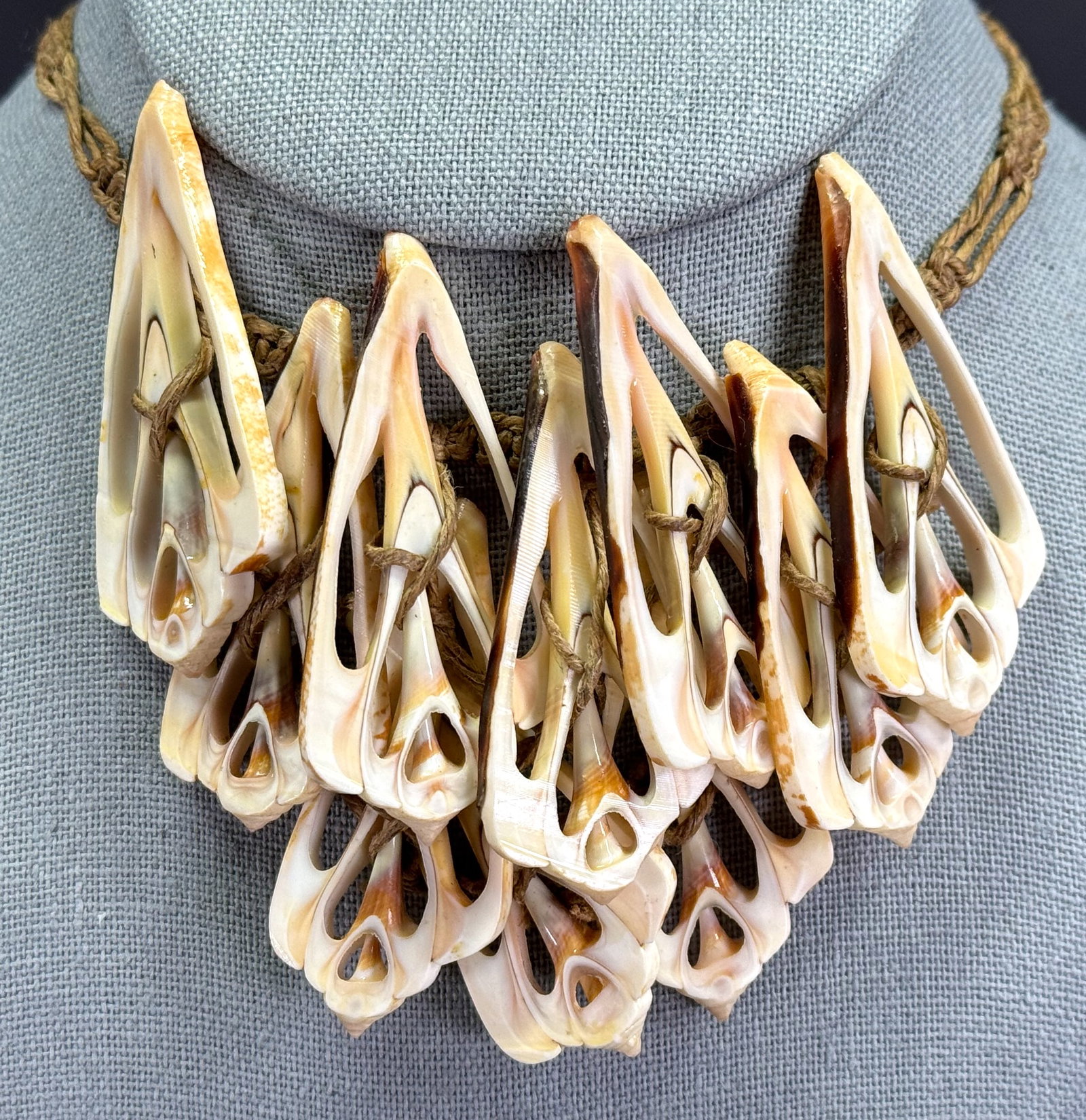 Vintage ethnic style boho woven sliced shell beads fiber strap necklace (1 of 5)