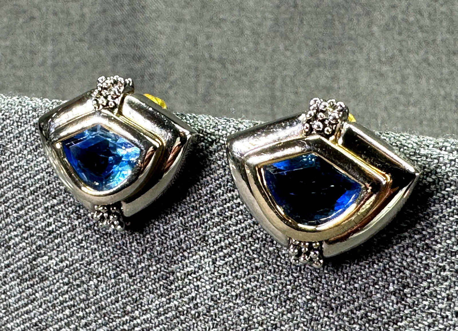 Vintage Swarovski SAL 1980s Blue Crystal Silver/Gold-tone Earrings. *h (1 of 4)