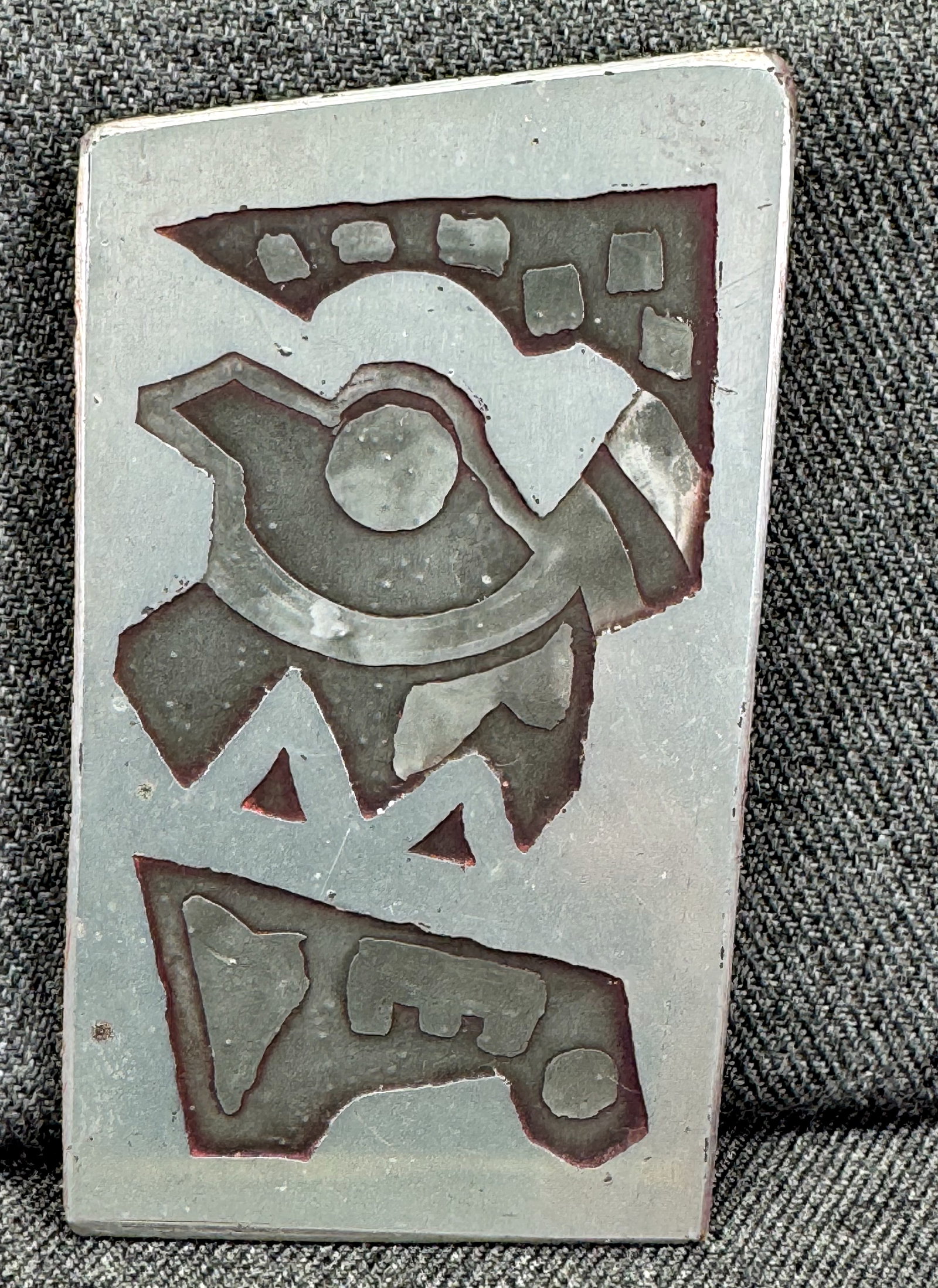 Vintage MCM L. Tarachas etched pewter on copper eskimo brooch pin: IN HOUSE FLAT SHIPPING & HANDLING COST WITHIN ALL THE U.S. : $7 To bypass LiveShipping, and use our In-House shipping service for $7 or shipping combined for multiple lots, please select “Arrang