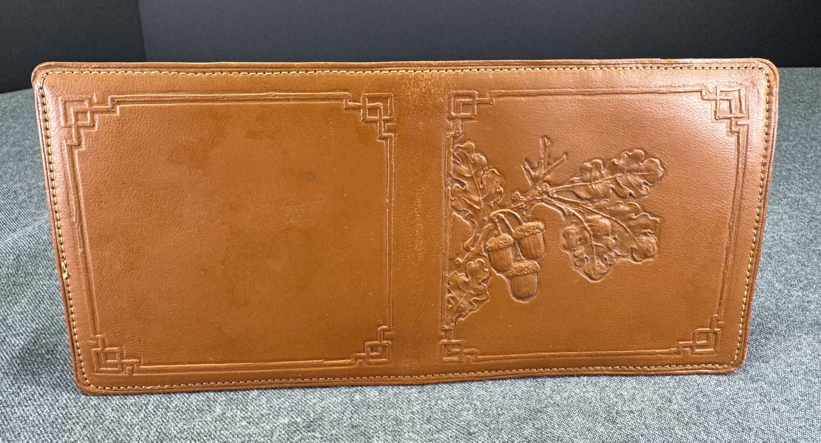 Antique Japanisme revival embossed acorns & leaves genuine tan leather bifold wallet: IN HOUSE FLAT SHIPPING & HANDLING COST WITHIN ALL THE U.S. : $7 To bypass LiveShipping, and use our In-House shipping service for $7 or shipping combined for multiple lots, please select “Arrang