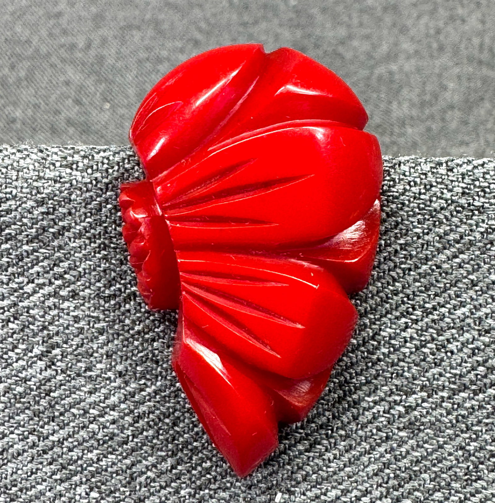 Antique Art Deco Carved Red Bakelite Dress Clip. *i (1 of 5)