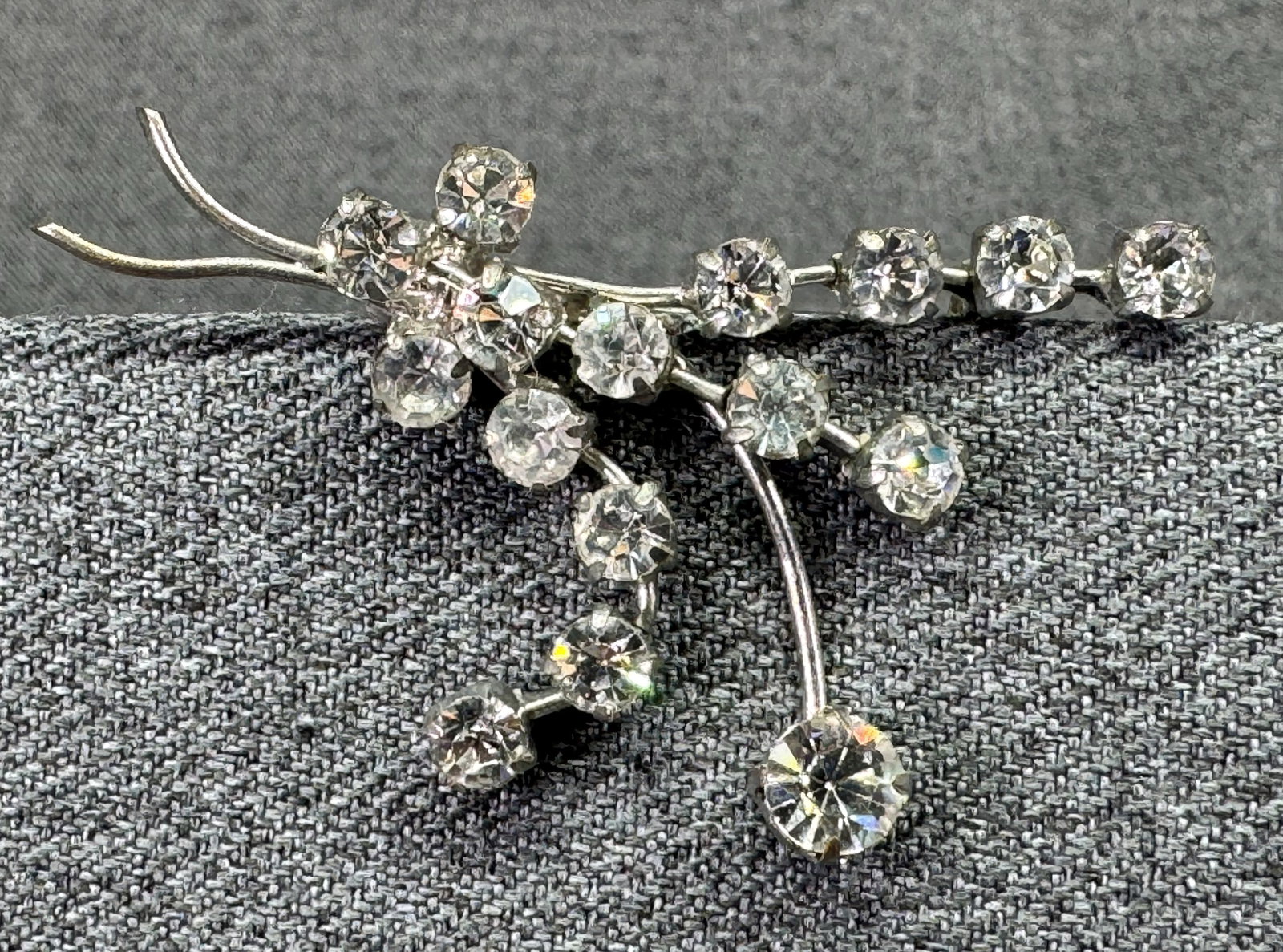 Vintage Floral Spray Brooch. Clear crystals, silver-toned. *i (1 of 4)