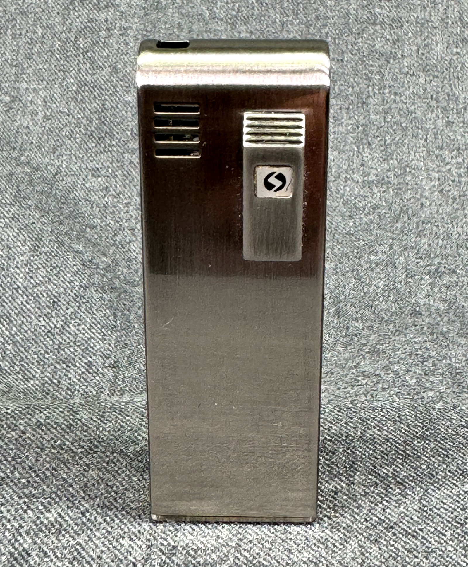 Vintage NOS Sarome Japan Whisper Lighter *i (1 of 9)