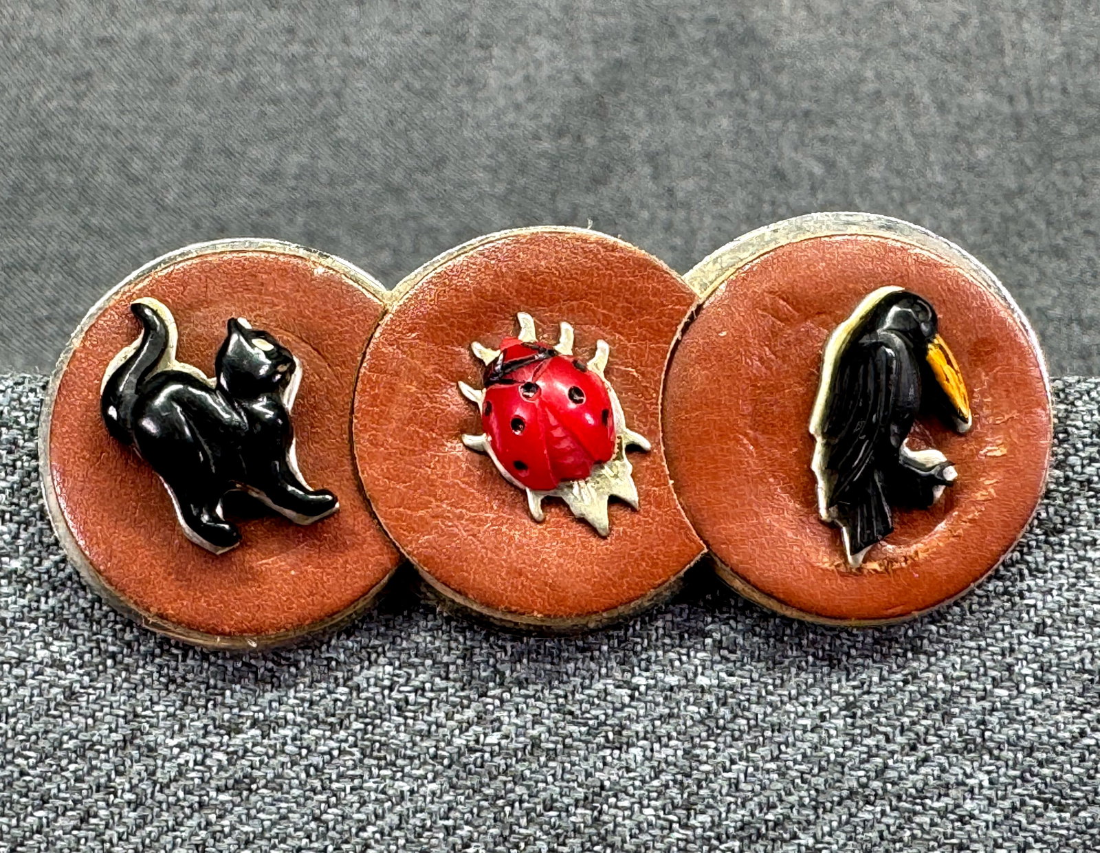 Antique Bengel Style Art Deco Good Luck Brooch Pin. Galalith Cat, Ladybug, Crow. *h: Antique 1920s Bengel Style Art Deco Good Luck Brooch Pin. Painted & carved galalith Black Cat, Ladybug & Crow, genuine leather & chormed metal. Unmarked. For measures please refer to the pictures take