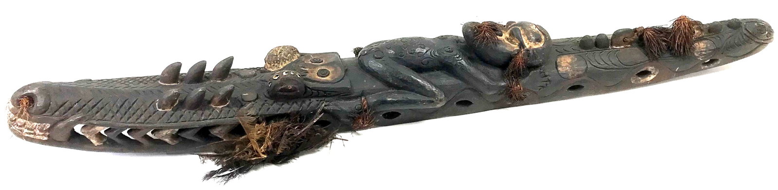Papua New Guinea Middle Sepik Area Ceremonial Carving 42 inches: IN HOUSE FLAT SHIPPING & HANDLING COST WITHIN ALL THE U.S. : 52 To bypass LiveShipping, and use our In-House shipping service for 52 or shipping combined for multiple lots, please select “Arrang
