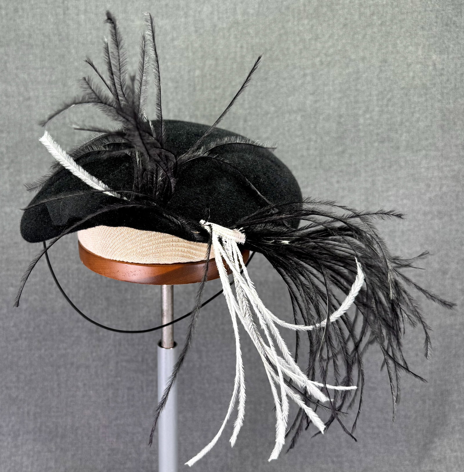 Vintage Angiolo Frasconi for Neiman Marcus feathered black felt hat. Made in Italy: IN HOUSE FLAT SHIPPING & HANDLING COST WITHIN ALL THE U.S. : 12 To bypass LiveShipping, and use our In-House shipping service for 12 or shipping combined for multiple lots, please select