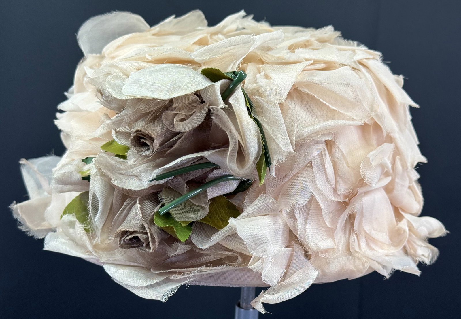 Vintage brown flowers & creamy fabric petals hat. Union Made label.: IN HOUSE FLAT SHIPPING & HANDLING COST WITHIN ALL THE U.S. : 10 To bypass LiveShipping, and use our In-House shipping service for 10 or shipping combined for multiple lots, please select