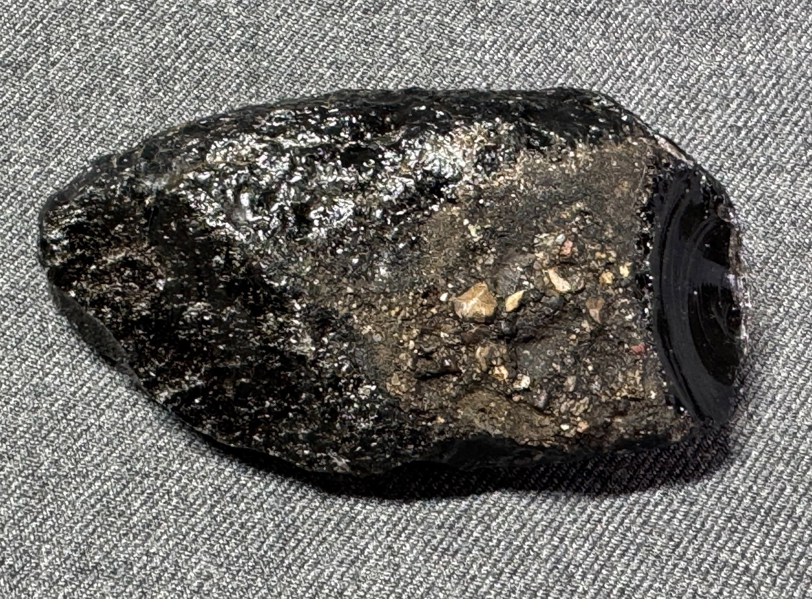 South American Patagonia Neolithic Obsidian Core: IN HOUSE FLAT SHIPPING & HANDLING COST WITHIN ALL THE U.S. : 7 To bypass LiveShipping, and use our In-House shipping service for 7 or shipping combined for multiple lots, please select “Arrange