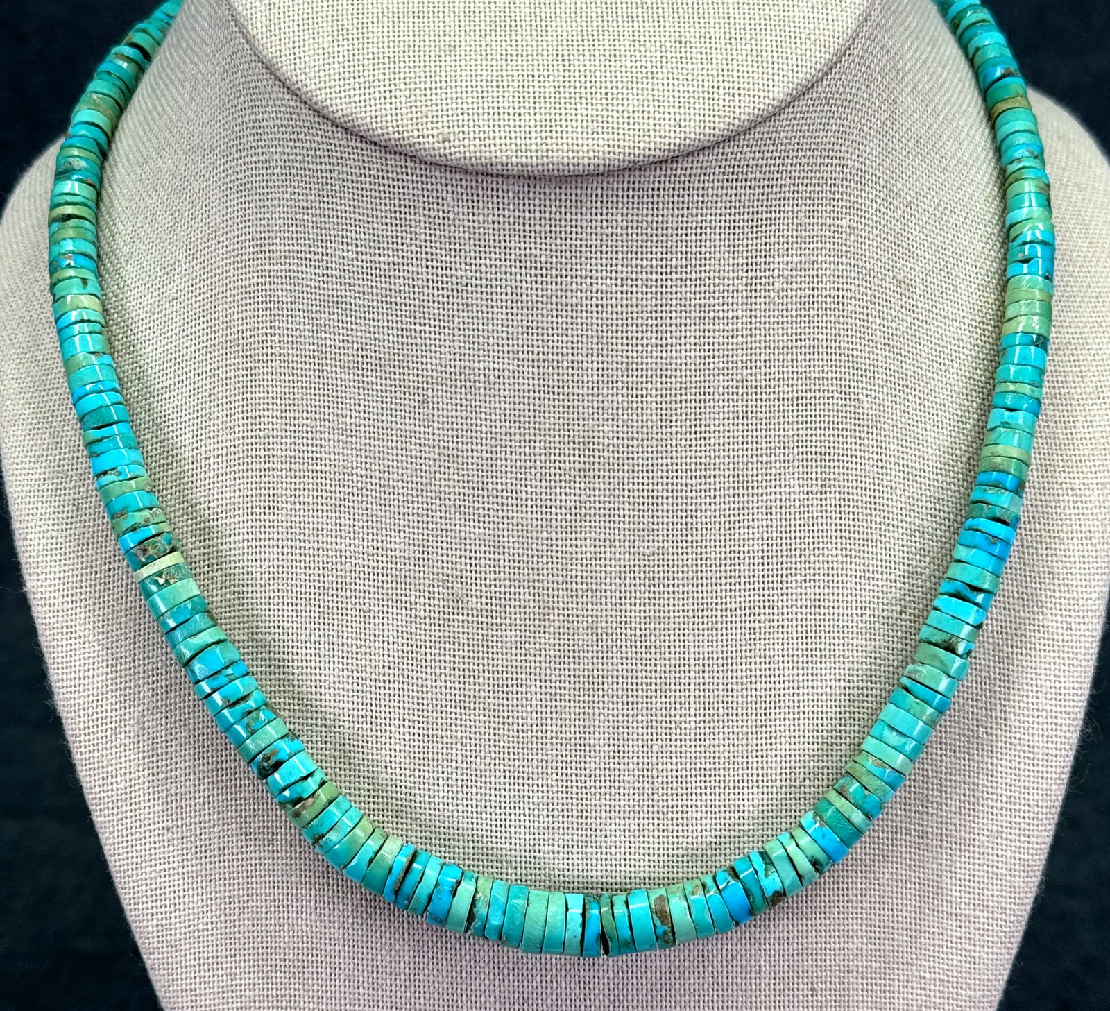 Vintage Native American Santo Domingo Turquoise Heishi Beads Necklace. Sterling Silver Clasp. *J: Vintage Native American Santo Domingo Turquoise Heishi Beads Necklace. Sterling Silver Clasp. Unmarked. For measures please refer to the pictures taken with a measuring tape. Weight: 28.85 Grams. IN