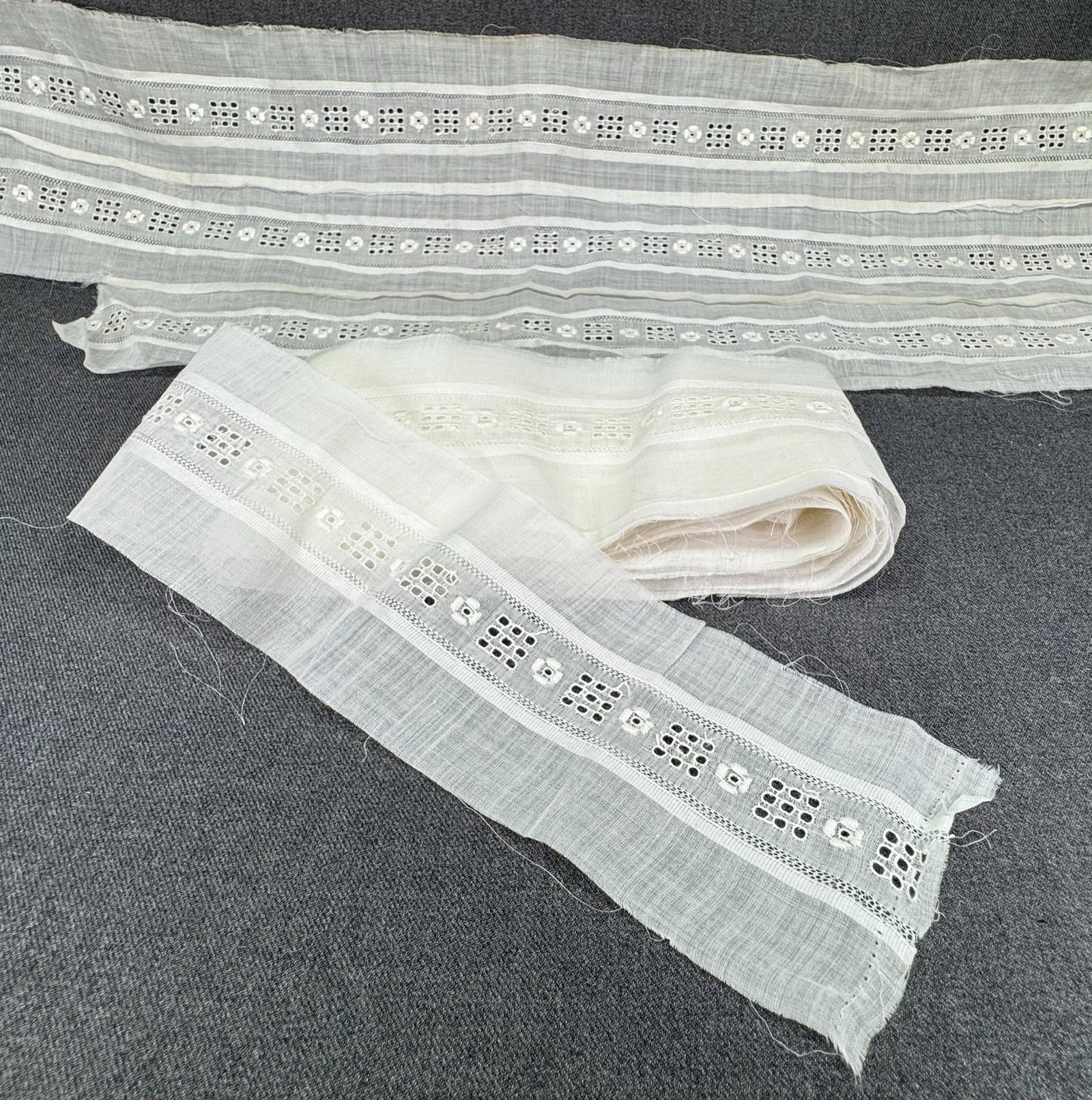 Vintage Eyelet Lace Linen Batiste Panel with 6 3/4 Yards Trim Insertion. Unused. *j (1 of 7)