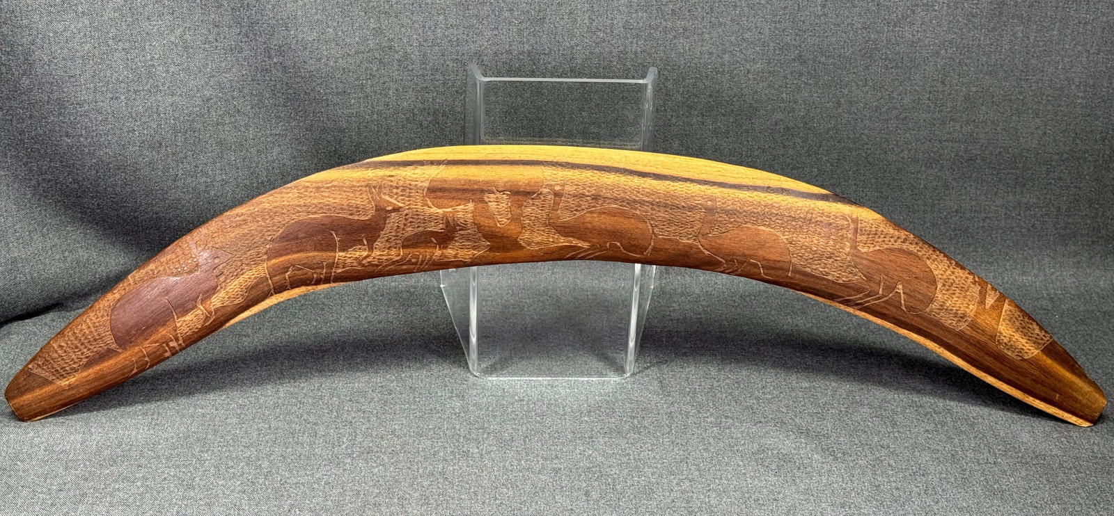 Impressive Aboriginal Australia Yalata Mission Boomerang. 28" long: Impressive Aboriginal Australia Yalata Mission Boomerang.Carved and decorated Mulga wood. For measures please refer to the pictures taken with a measuring tape. IN HOUSE FLAT SHIPPING & HANDLING COST 