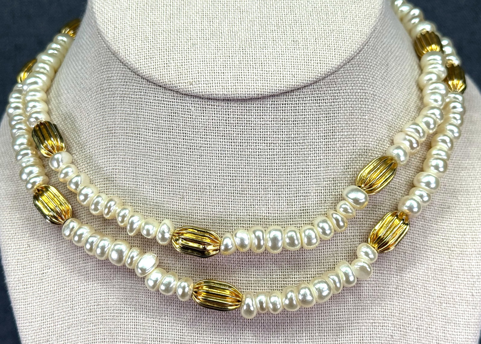 Vintage 1990s Baroque Pearl,Gold-tone Striped Beads Opera Necklace. *j: Vintage 1990s Baroque Pearl,Gold-tone Striped Beads Opera Necklace. Unmarked For measures please refer to the pictures taken with a measuring tape. Weight: 57 Grams IN HOUSE FLAT SHIPPING & HANDLING C