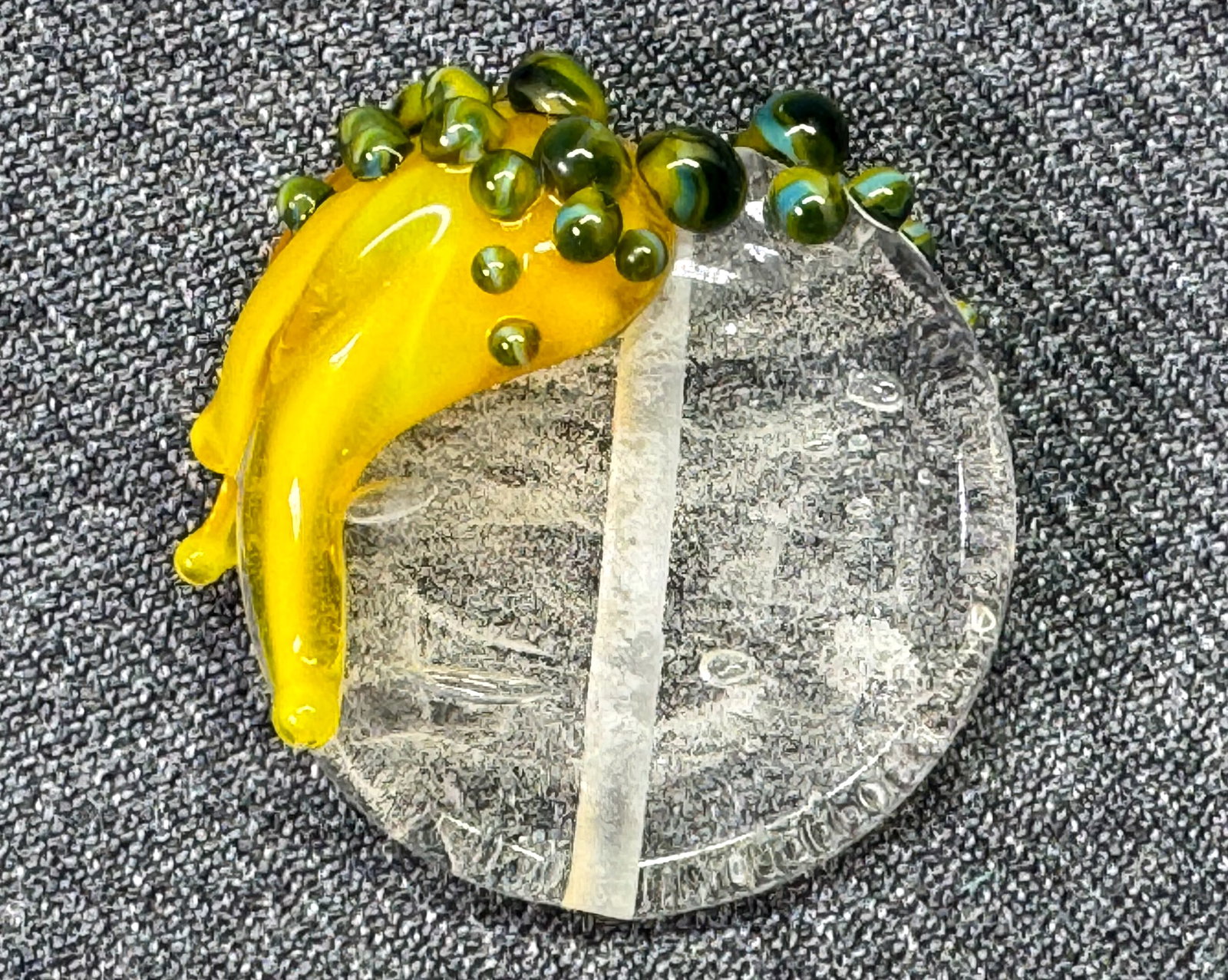 OOAK Art glass studio artist hand made glass bead . *f: Art glass studio artist hand made glass bead . Unmarked For measures please refer to the pictures taken with a measuring tape. Weight: 9 Grams. IN HOUSE FLAT SHIPPING & HANDLING COST WITHIN ALL THE U.
