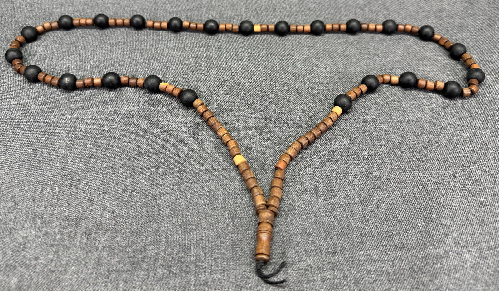 Vintage wood and black mate glass prayer beads. 125 in total: IN HOUSE FLAT SHIPPING & HANDLING COST WITHIN ALL THE U.S. : $7 To bypass LiveShipping, and use our In-House shipping service for $7 or shipping combined for multiple lots, please select “Arrang