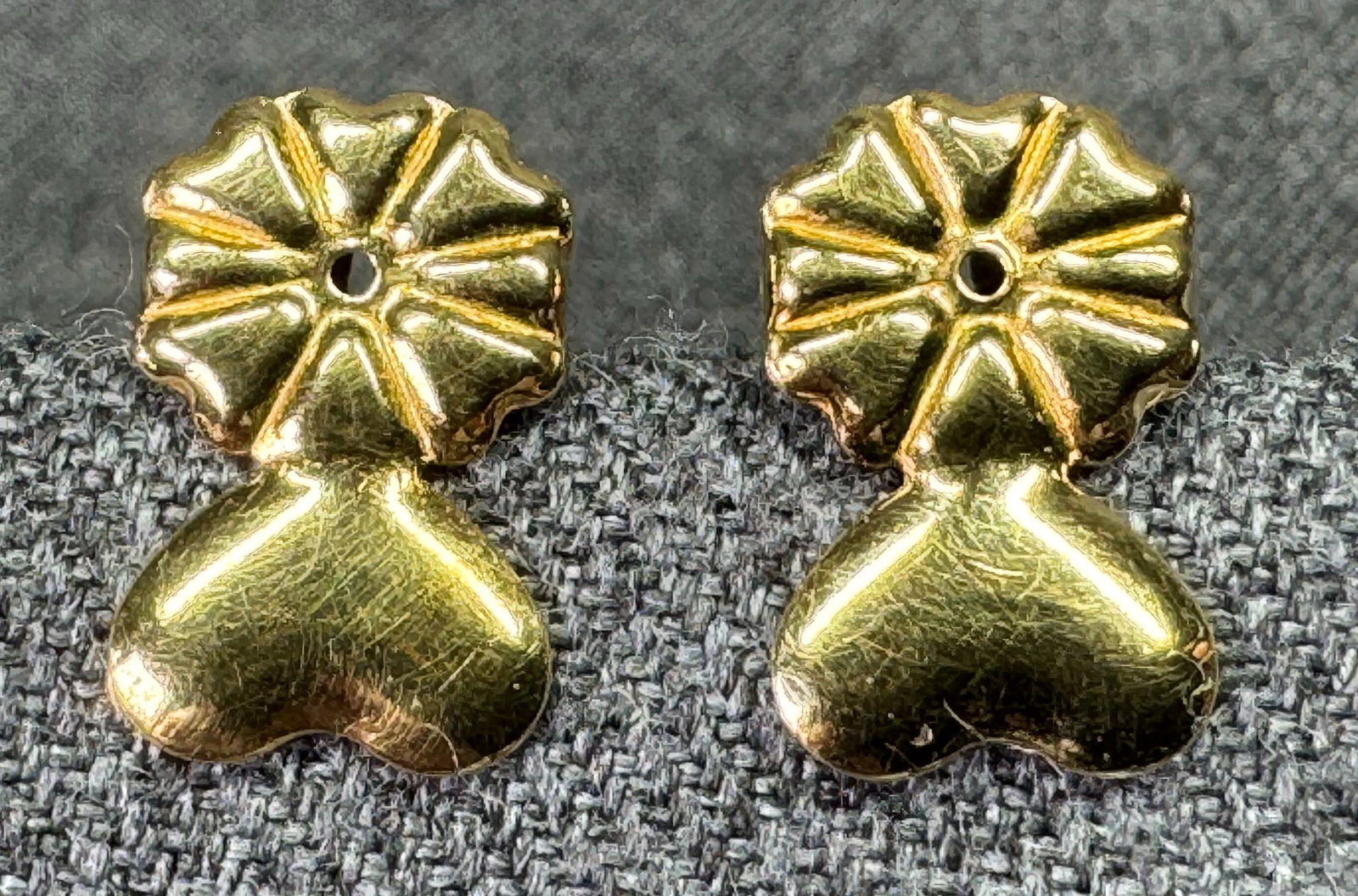 APG 925 hear shaped gilt sterling earring lifters push backs (1 of 7)