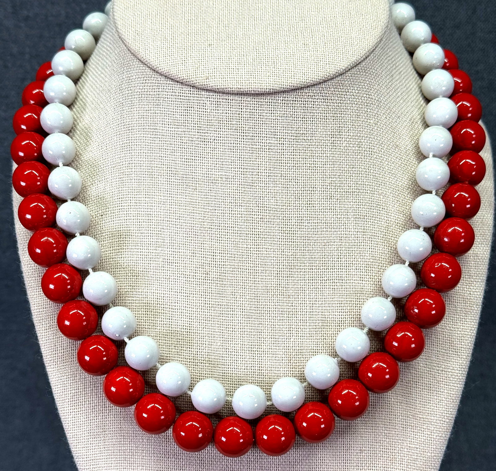 Vintage red and gray thermoplastic beads necklaces: IN HOUSE FLAT SHIPPING & HANDLING COST WITHIN ALL THE U.S. : $7 To bypass LiveShipping, and use our In-House shipping service for $7 or shipping combined for multiple lots, please select “Arrang