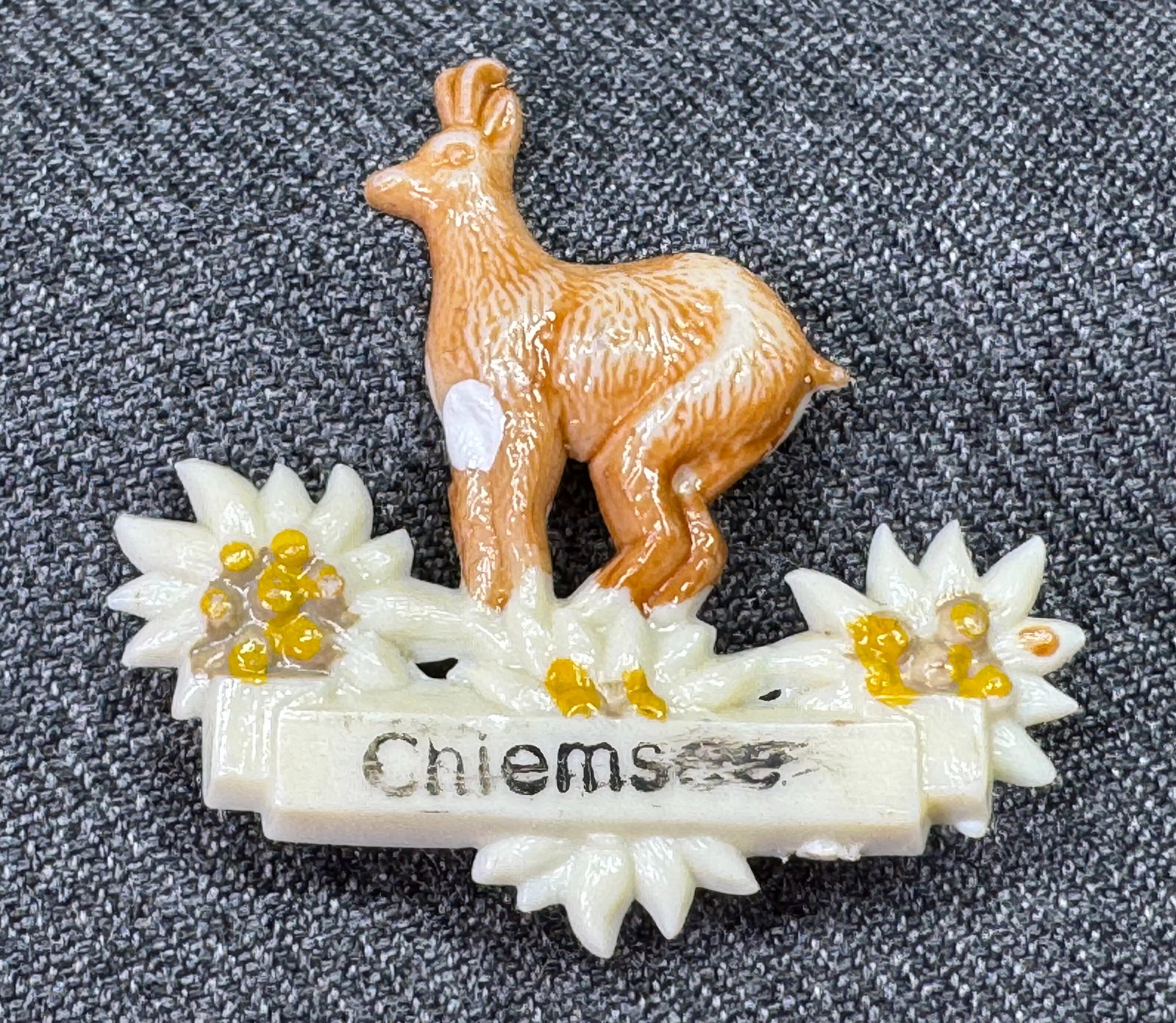 Vintage Chiemsee edelweiss & deer celluloid souvenir brooch pin: IN HOUSE FLAT SHIPPING & HANDLING COST WITHIN ALL THE U.S. : 7 To bypass LiveShipping, and use our In-House shipping service for 7 or shipping combined for multiple lots, please select “Arrange 