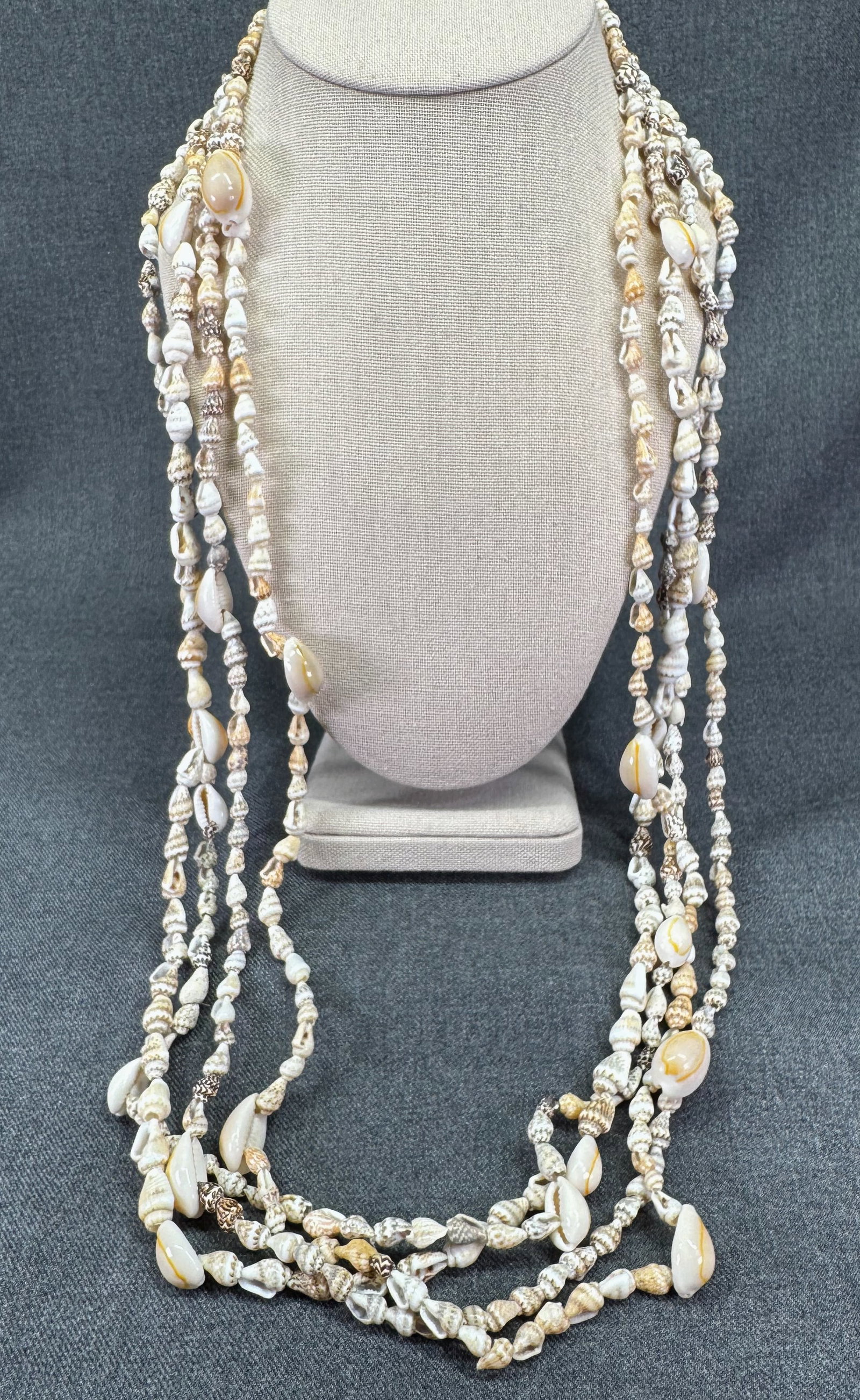Vintage Hawaiian shell necklace Lei. Lot of 4. *L (1 of 8)