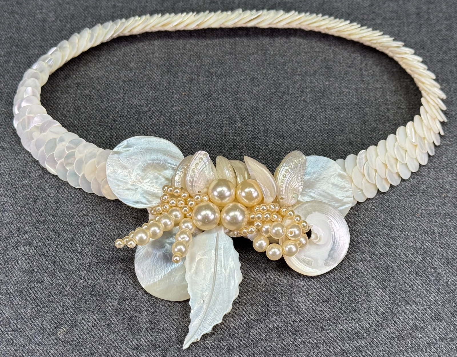 Vintage 60s Italian Amalfi Coast /Capri Style Choker Necklace. MOP, Shell, Pearls. Boho Bridal. *i: Vintage 1960s Italian Amalfi Coast /Capri Style Choker Necklace. Embroidery Mother of Pearl, Shell, Faux Pearls Beads, Cord, Metal fastener. Boho Bridal. Unmarked. For measures please refer to the pic
