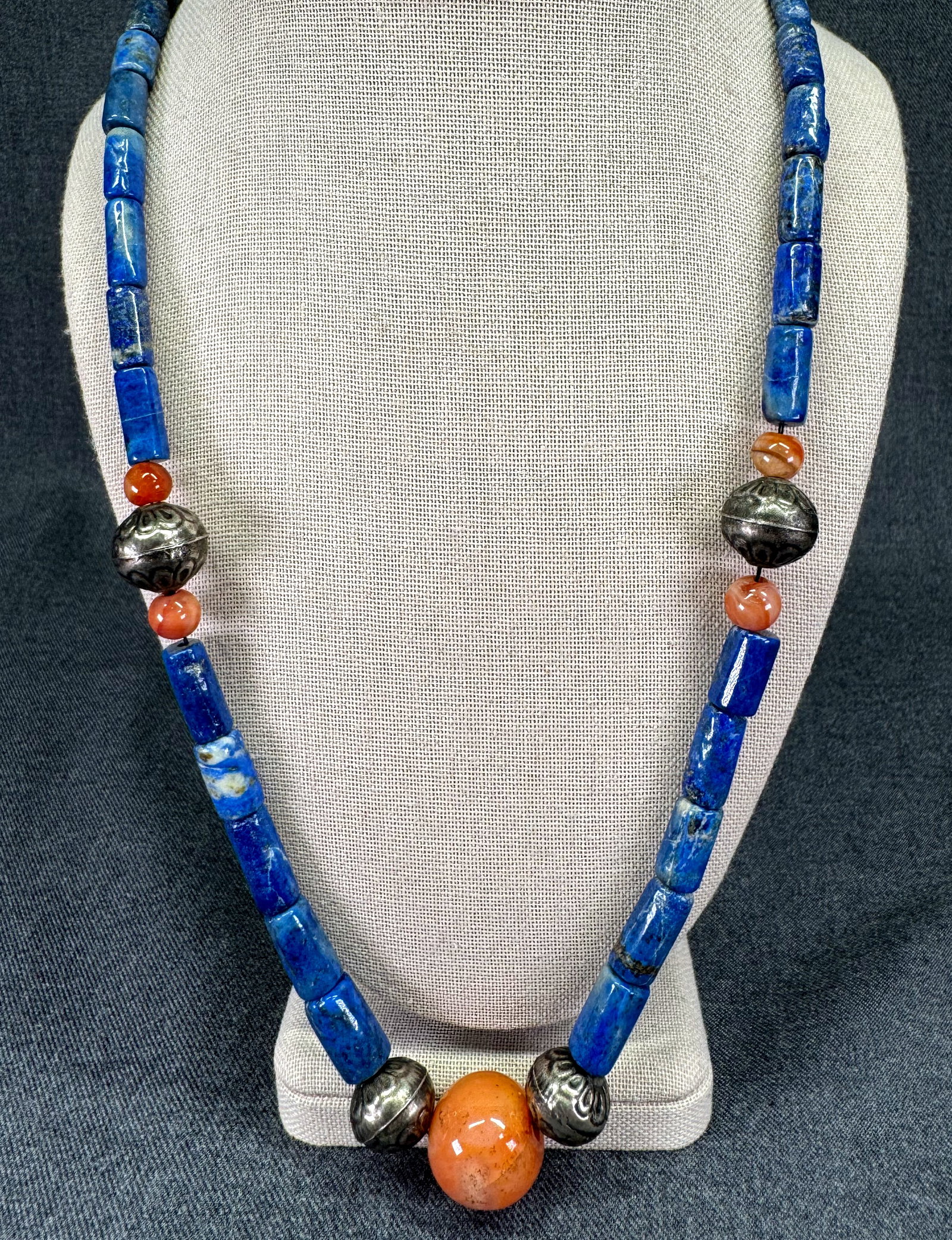 Vintage Middle Eastern Lapis Lazuli, Agate, Silver-tone Beaded Necklace. *i (1 of 5)