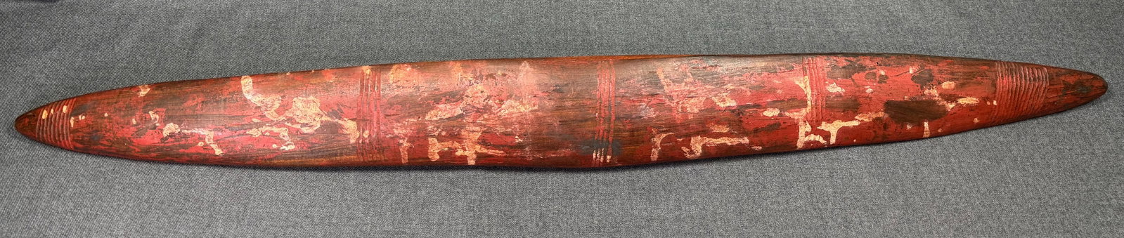 Aboriginal Australia Parrying Shield. *K (1 of 16)