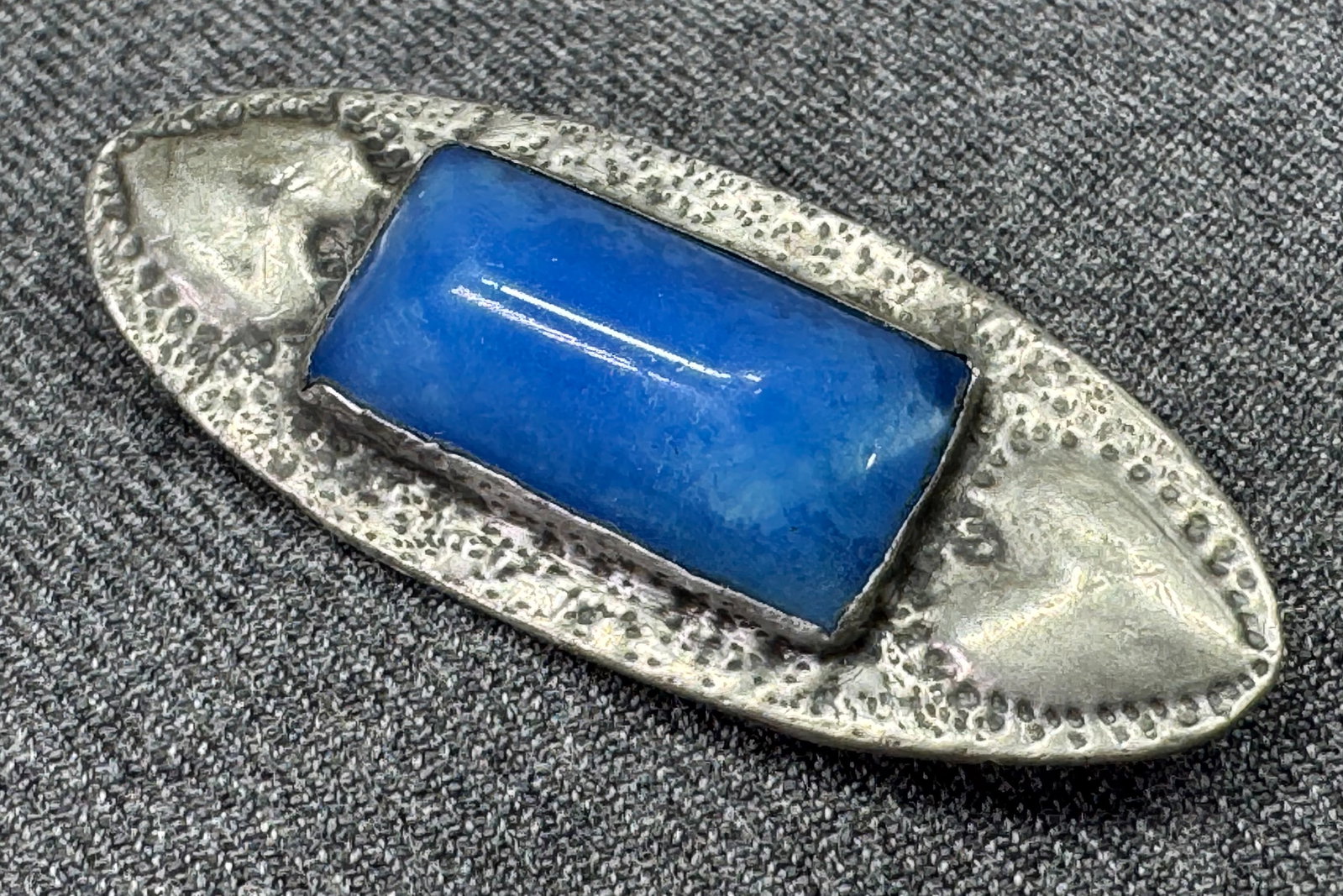 Antique Arts & Crafts Ruskin style sweetheart brooch pin. Blue glass, pewter. *e