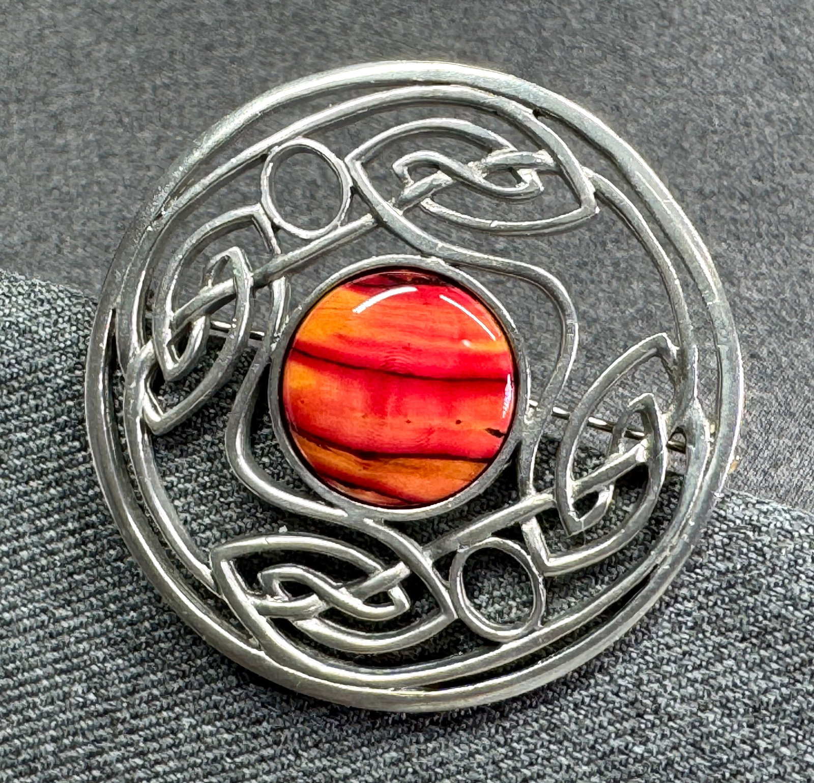 Vintage Heathergems Scotland Pewter Celtic Weave Brooch Pin. *K
