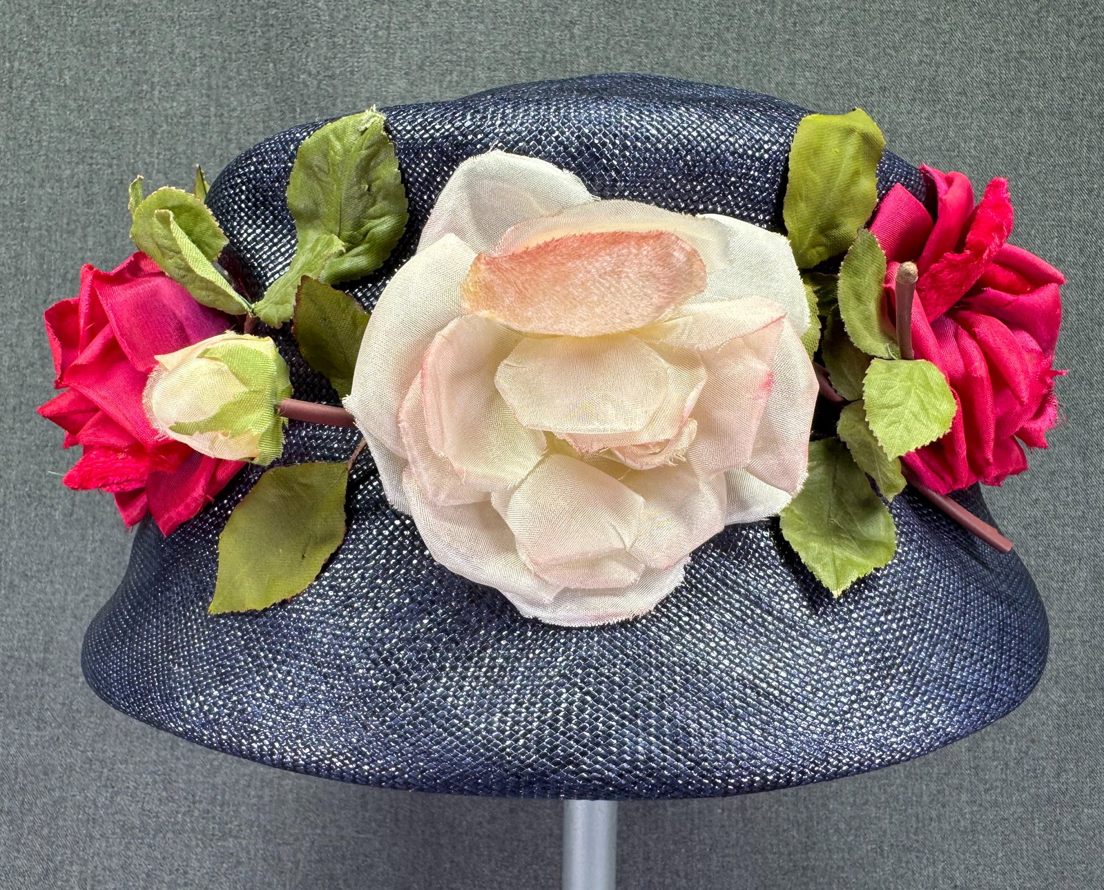 Vintage Roberta Bernays Floral Cloche Hat. Navy Blue Woven Straw.. *i (1 of 7)