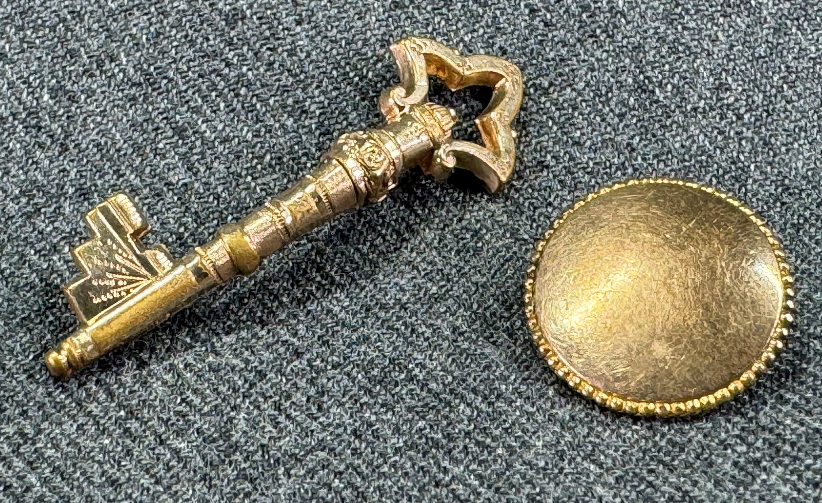 Antique Victorian key and small rounded gold-filled pin brooches for repair / harvest