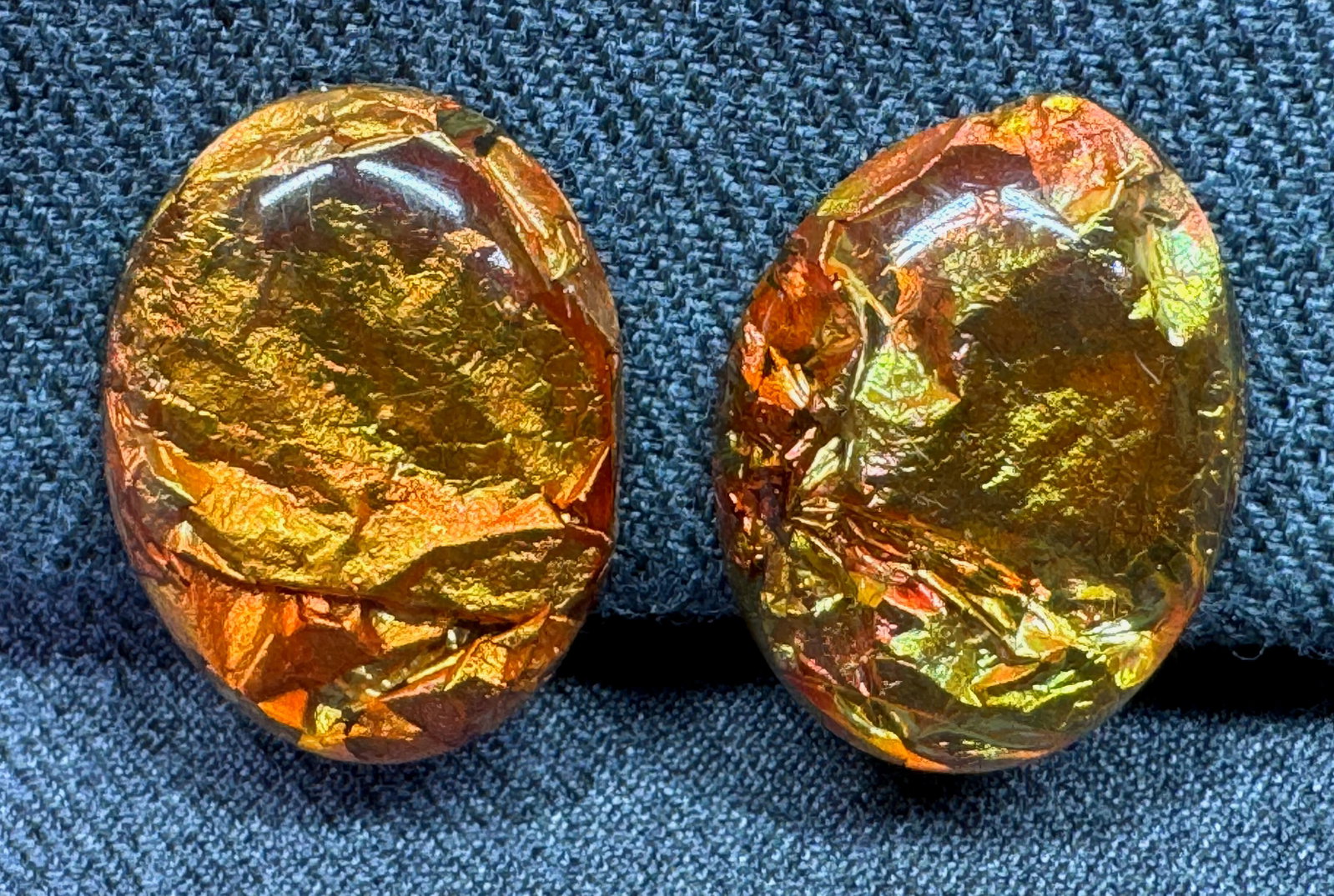 Vintage metallic foil inlay resin clip earrings. Fall colors. *e