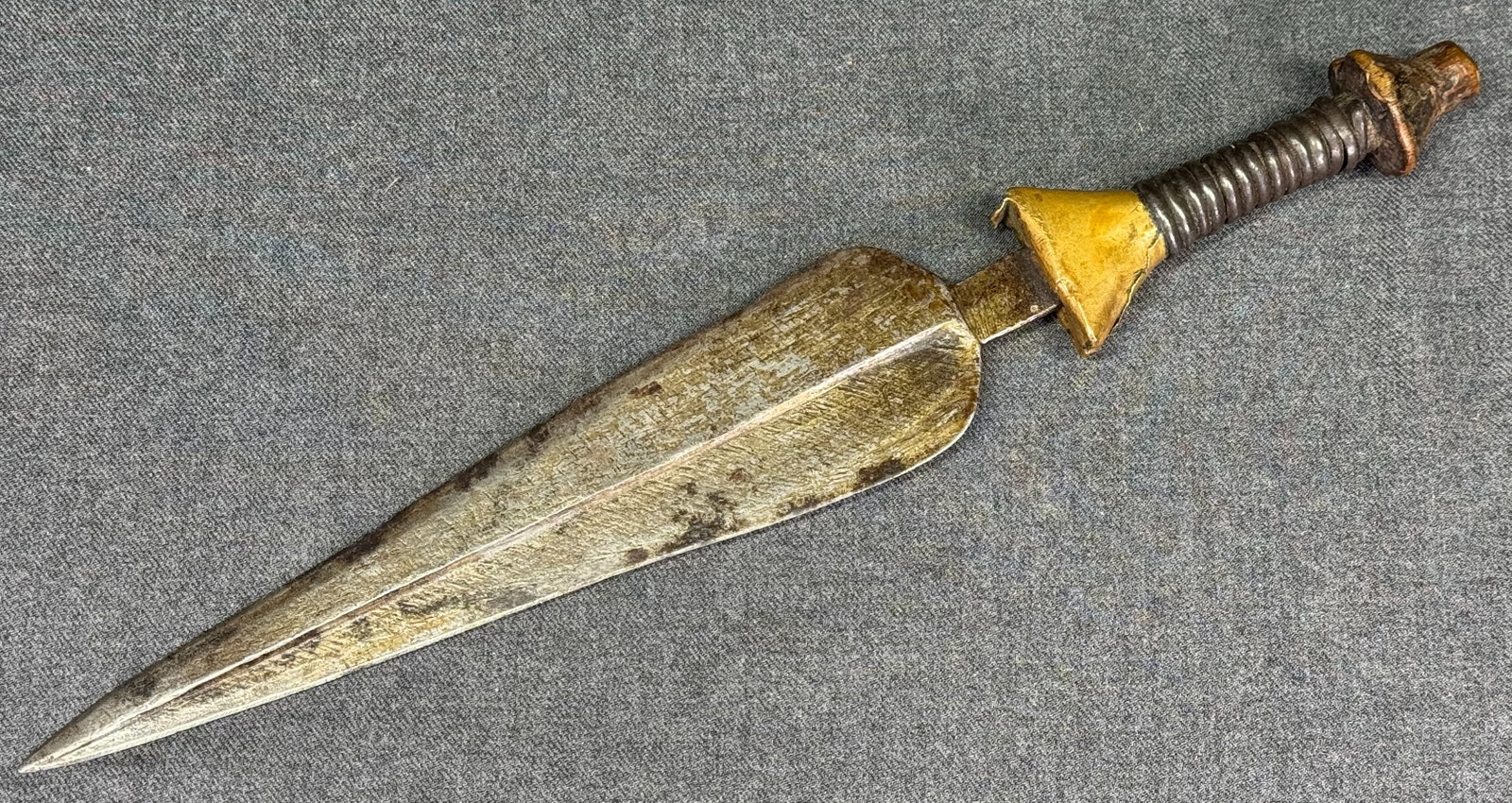 African Saka/ Ngandu DRC Knife. Iron, wood, brass.: IN HOUSE FLAT SHIPPING & HANDLING COST WITHIN ALL THE U.S. : $18 To bypass LiveShipping, and use our In-House shipping service for $18 or shipping combined for multiple lots, please select “Arra