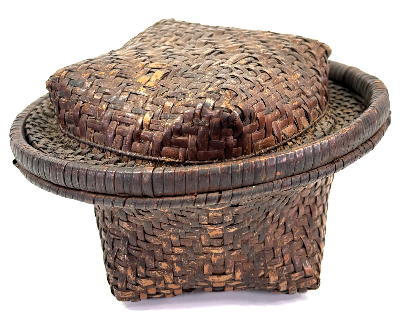 African Kuba DRC Lidded Basket. Woven vegetal fibers. (1 of 7)