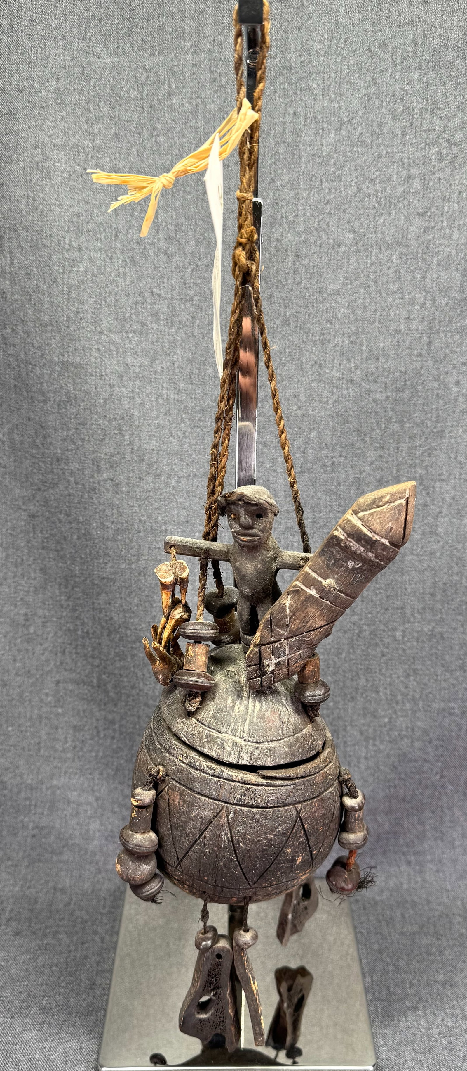 Rare Dayak Borneo Kalimantan Shaman's Ritual Charm Conteiner.: IN HOUSE FLAT SHIPPING & HANDLING COST WITHIN ALL THE U.S. : $27 To bypass LiveShipping, and use our In-House shipping service for $27 or shipping combined for multiple lots, please select “Arra