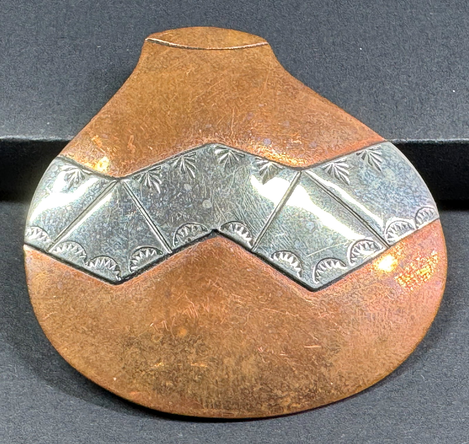 Vintage Monaco Designs copper & sterling silver native american style vase pin brooch.: IN HOUSE FLAT SHIPPING & HANDLING COST WITHIN ALL THE U.S. : $7 To bypass LiveShipping, and use our In-House shipping service for $7 or shipping combined for multiple lots, please select “Arrang
