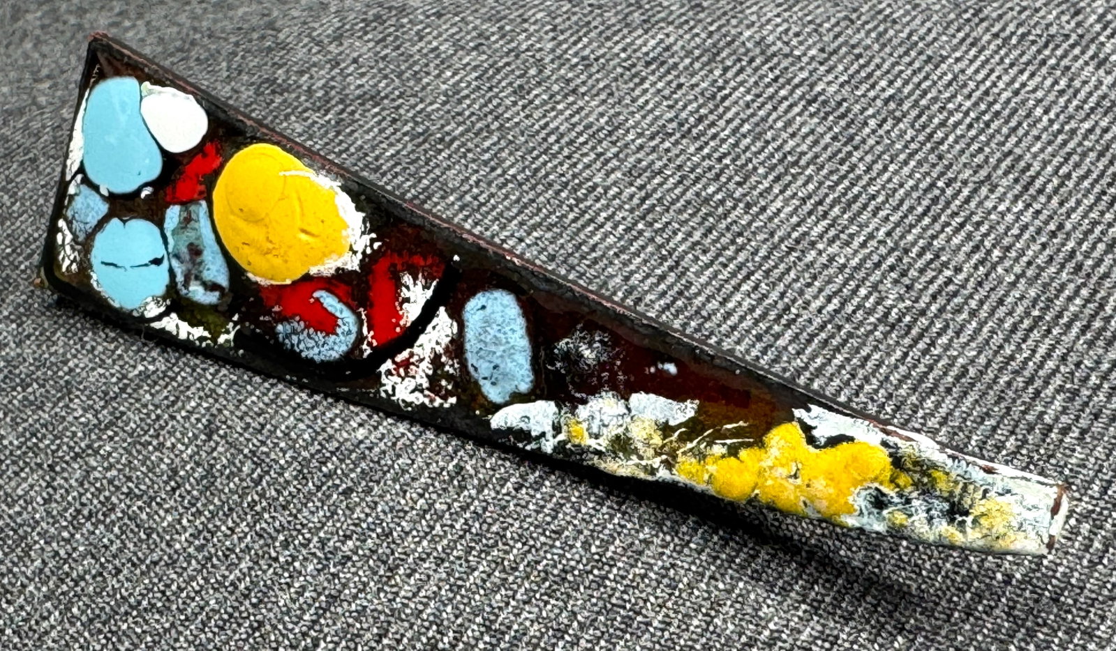 Vintage MCM L. Tarachas enamel on copper pennant in colors brooch pin: IN HOUSE FLAT SHIPPING & HANDLING COST WITHIN ALL THE U.S. : $7 To bypass LiveShipping, and use our In-House shipping service for $7 or shipping combined for multiple lots, please select “Arrang