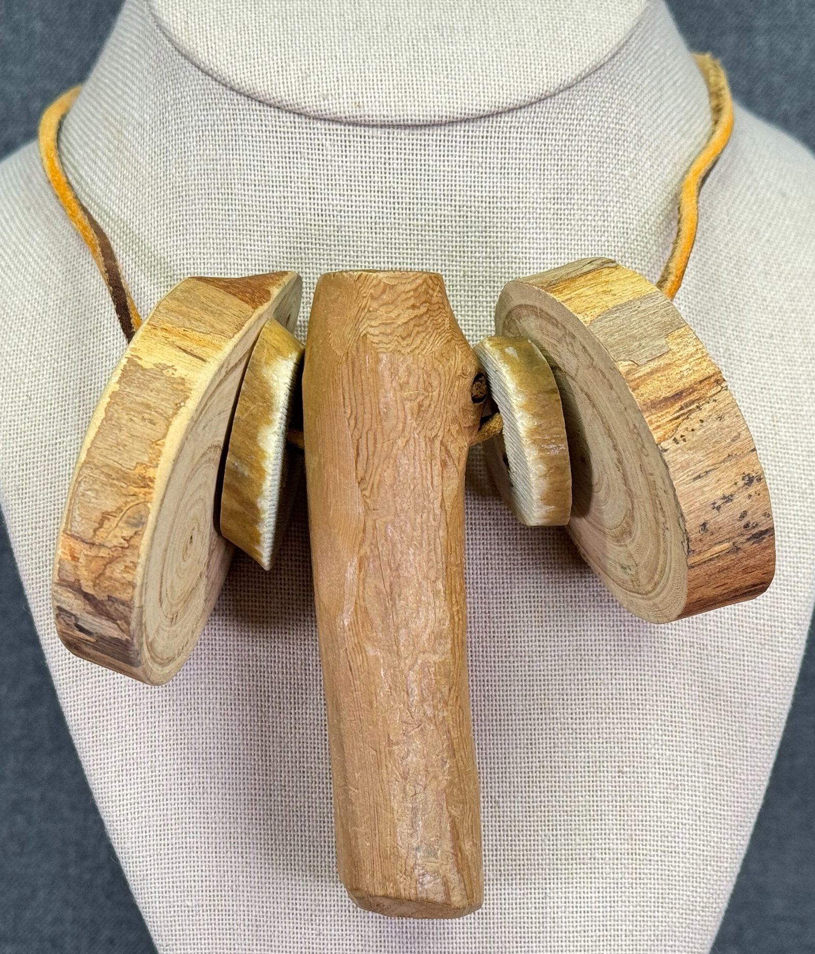 Vintage boho wood & antler beads statement choker necklace. Artsy hand crafted leather strap