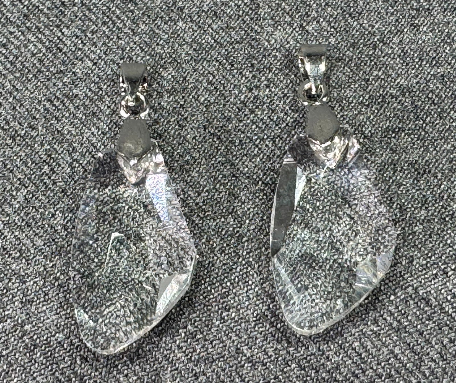 Vintage Swarovski style faceted crystal pendants. Lot os 2. Silver-toned bail. *e