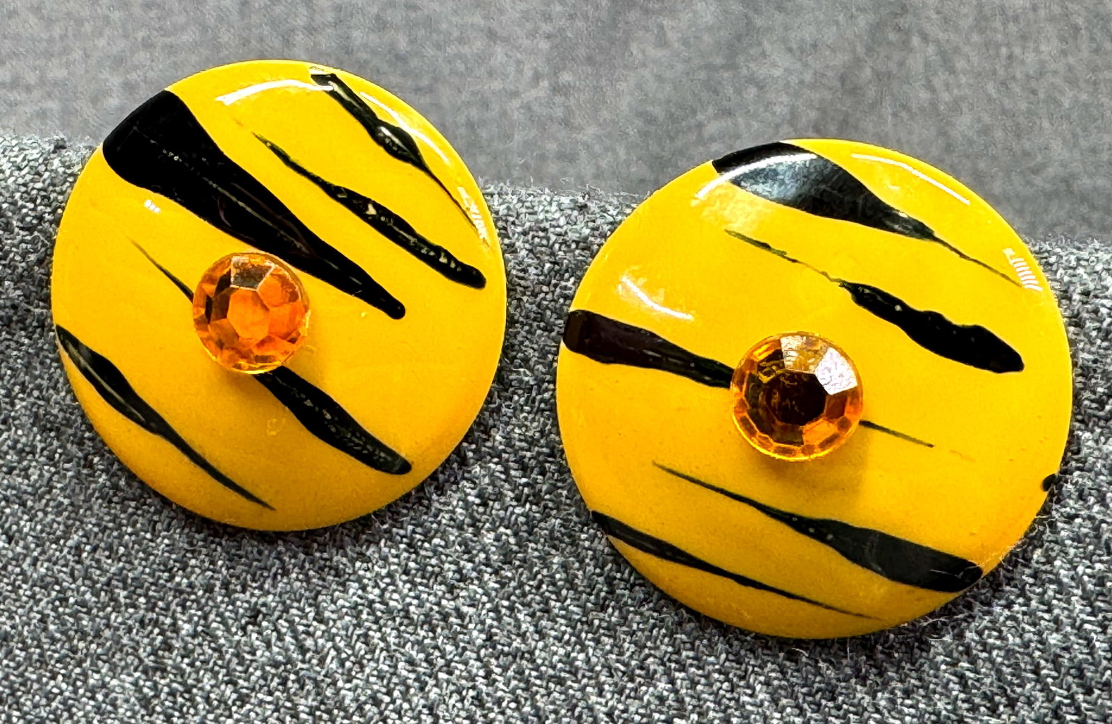 Vintage jeweled yellow & black striped enamel metal stud earrings. *c