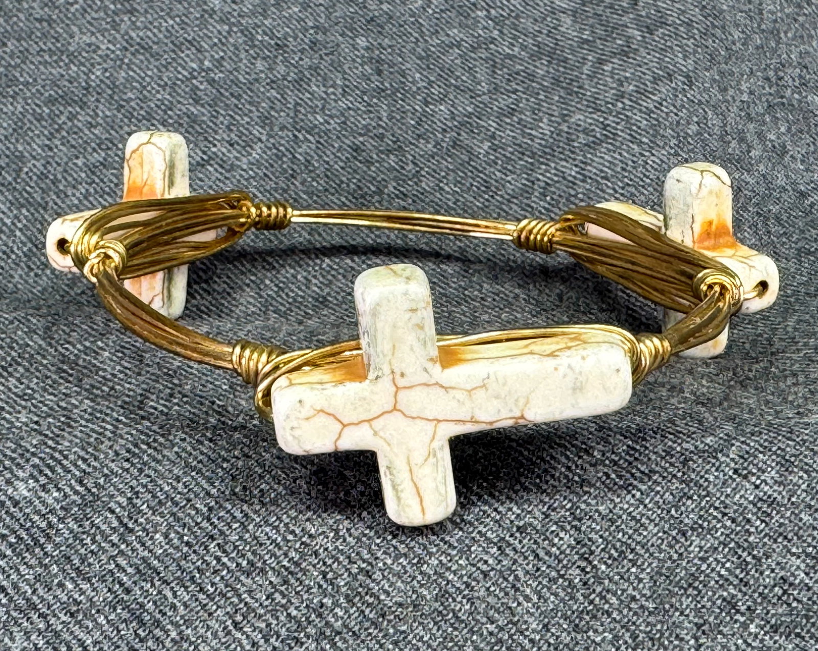 Boho Stone Crosses Wire Wrapped Bangle Bracelet. Gold-tone. *i: Vintage Boho Crystal, Sterling Bead Wire Hoop Earrings. Silver-Tone wire. Unmarked. For measures please refer to the pictures taken with a measuring tape. Weight: 3 Grams. IN HOUSE FLAT SHIPPING & HAN