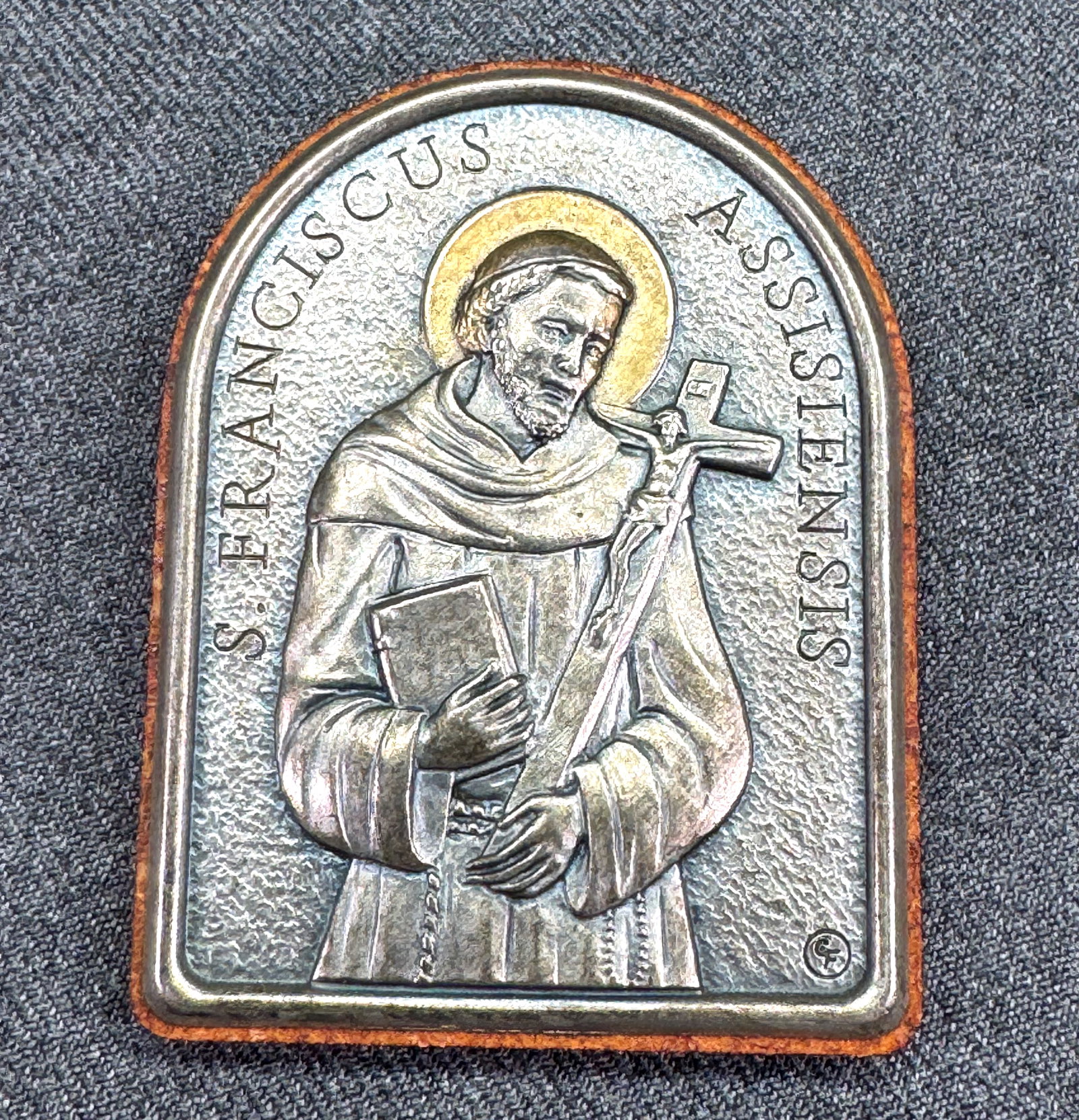 Vintage CF St Francis of Assisi Italian Metal Plaque on Wooden Set. *K
