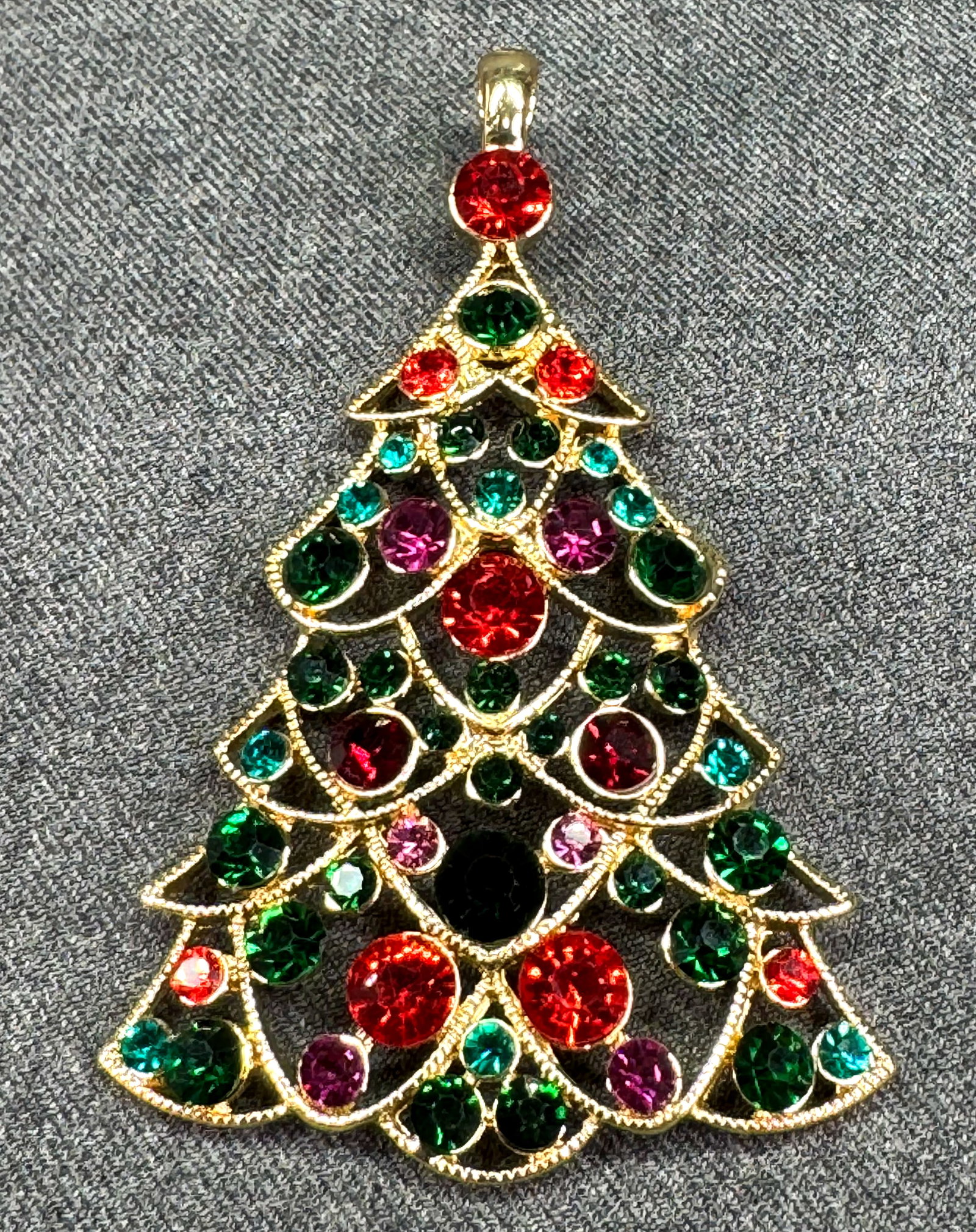 Vintage Christmas Tree large 3.75" Pendant . Crystals, Gold-tone. *i (1 of 4)