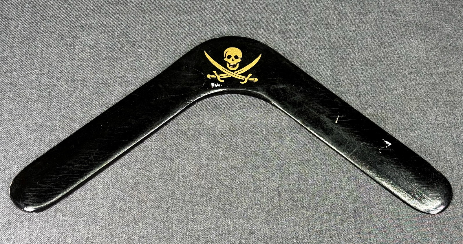 Australian Boomerang Carved and painted wood. *c: Australian Boomerang Carved and painted wood. For measures please refer to the pictures taken with a measuring tape. IN HOUSE FLAT SHIPPING & HANDLING COST WITHIN ALL THE U.S. : $12 To bypass LiveShip