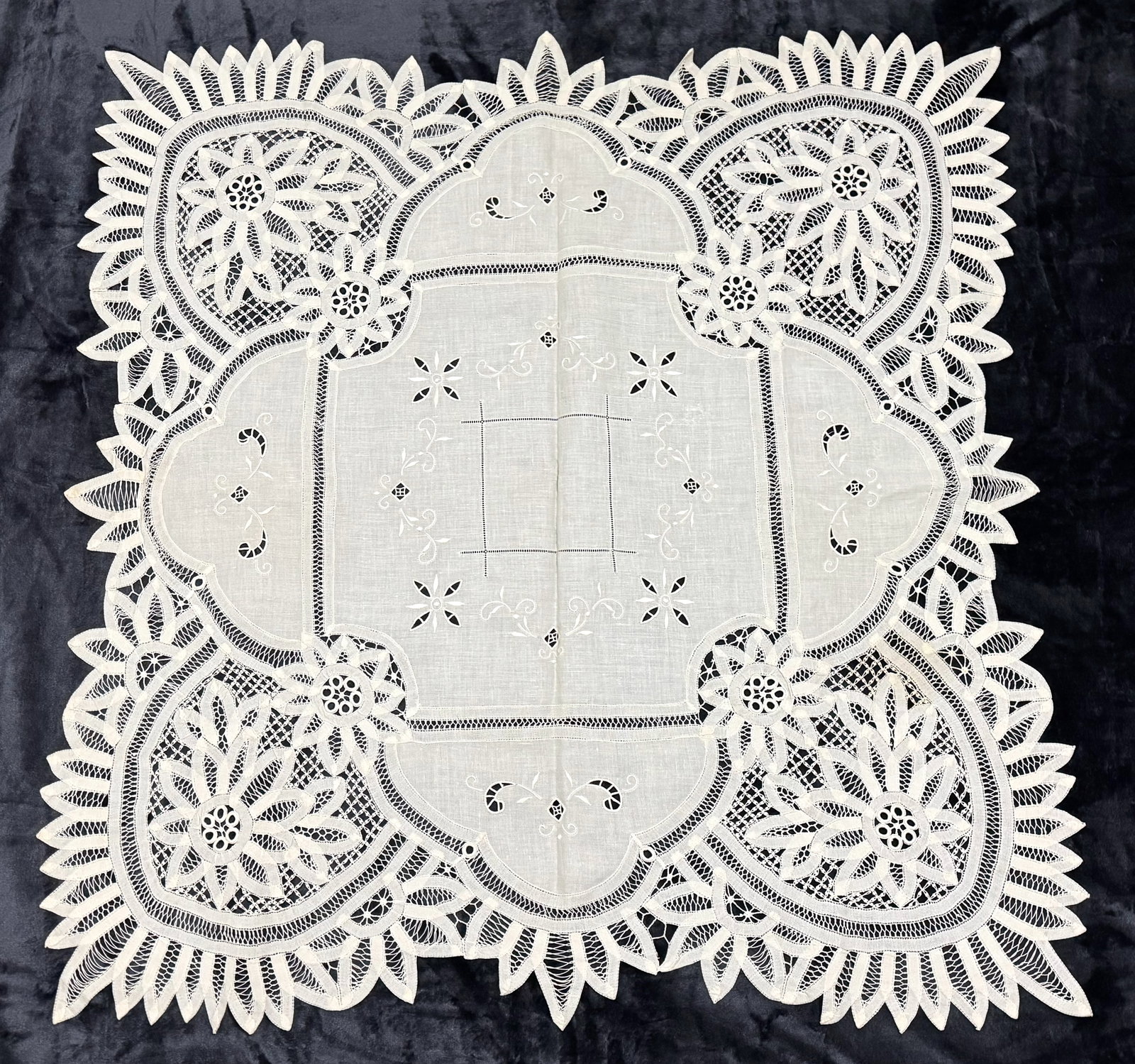 Handmade Battenberg Style Cotton Lace & Linen 34" Square Table Topper. *K (1 of 9)