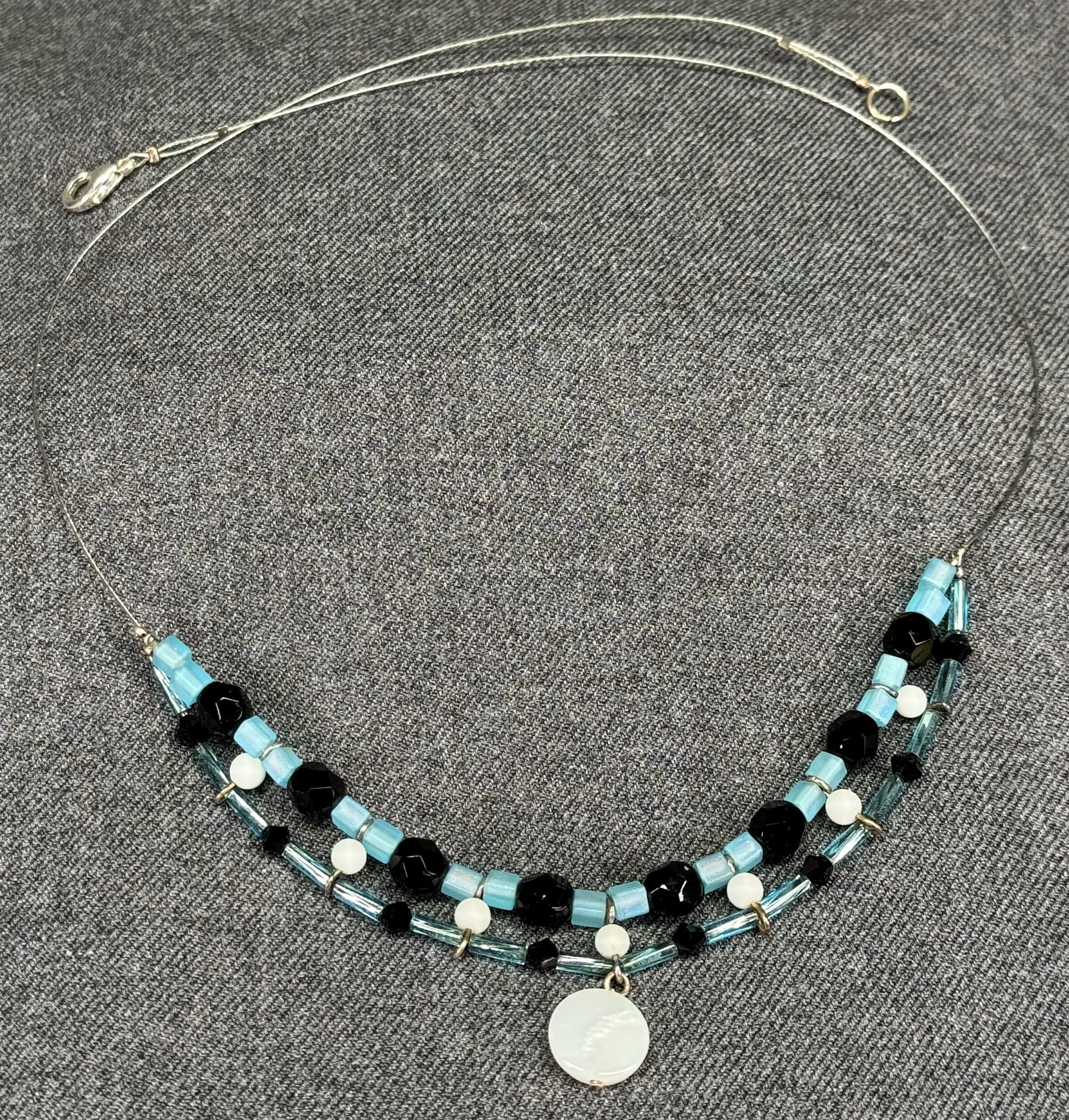 Vintage glass & plastic beads with dangle necklace: IN HOUSE FLAT SHIPPING & HANDLING COST WITHIN ALL THE U.S. : $7 To bypass LiveShipping, and use our In-House shipping service for $7 or shipping combined for multiple lots, please select “Arrang